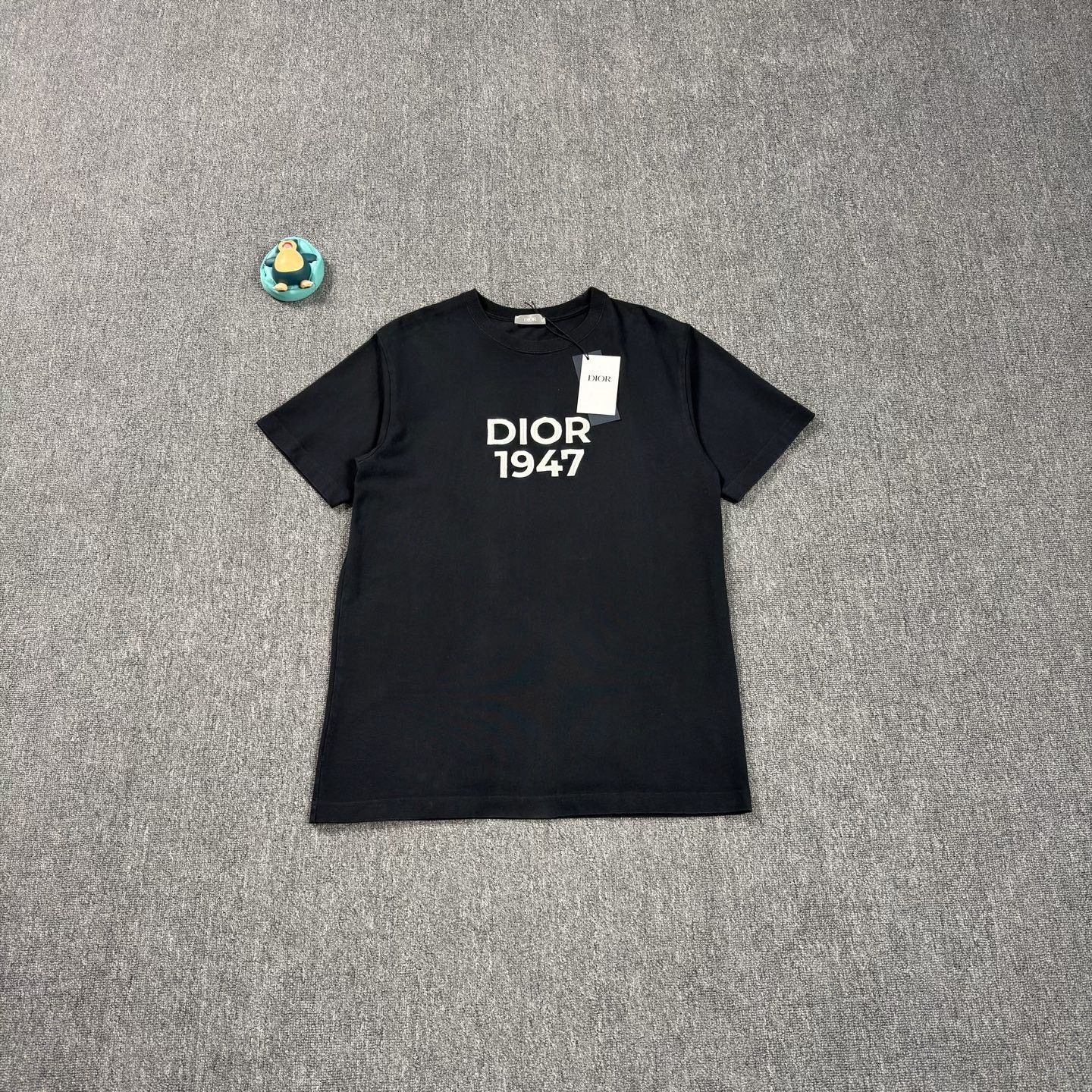 Dior Dior 1947 Embroidered Logo Black Tee Size US S / EU 44-46 / 1 - 1 Thumbnail