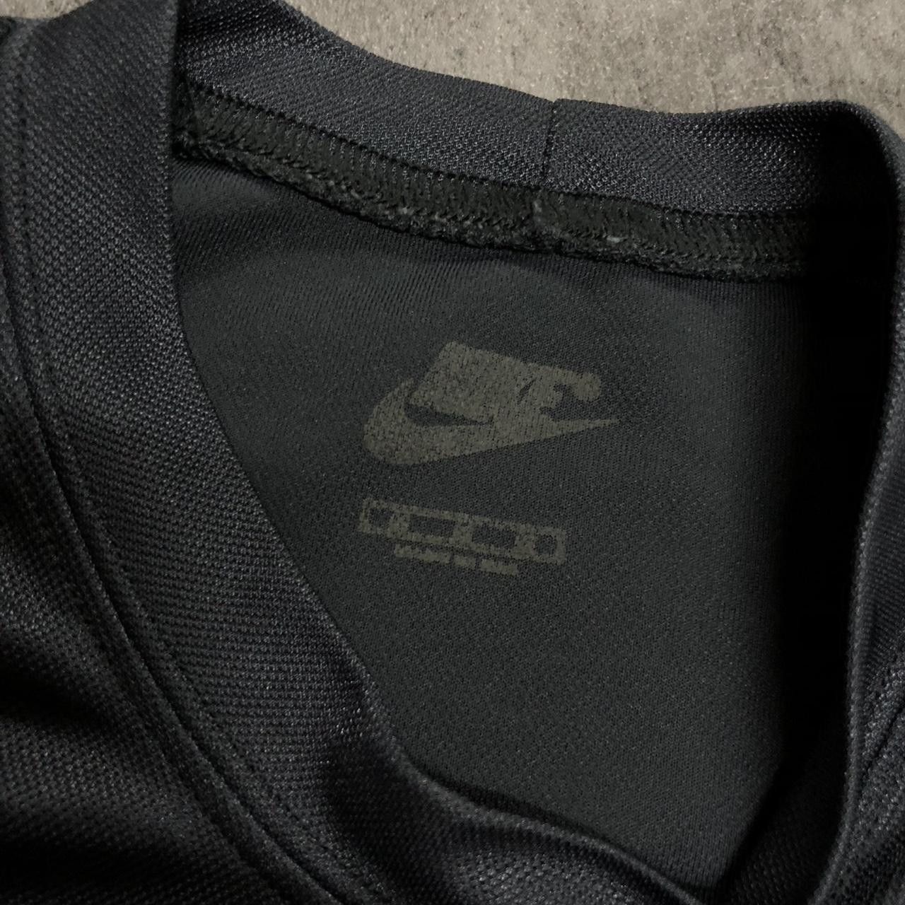 Nike Nike black Dri-Fit short sleeve t-shirt #activewear Size US M / EU 48-50 / 2 - 3 Thumbnail