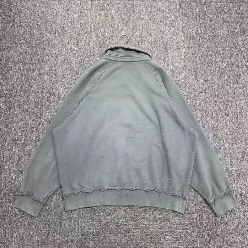 Miu Miu MiuMiu Distressed Embroidered Polo Sweatshirt. Size US M / EU 48-50 / 2 - 5 Thumbnail