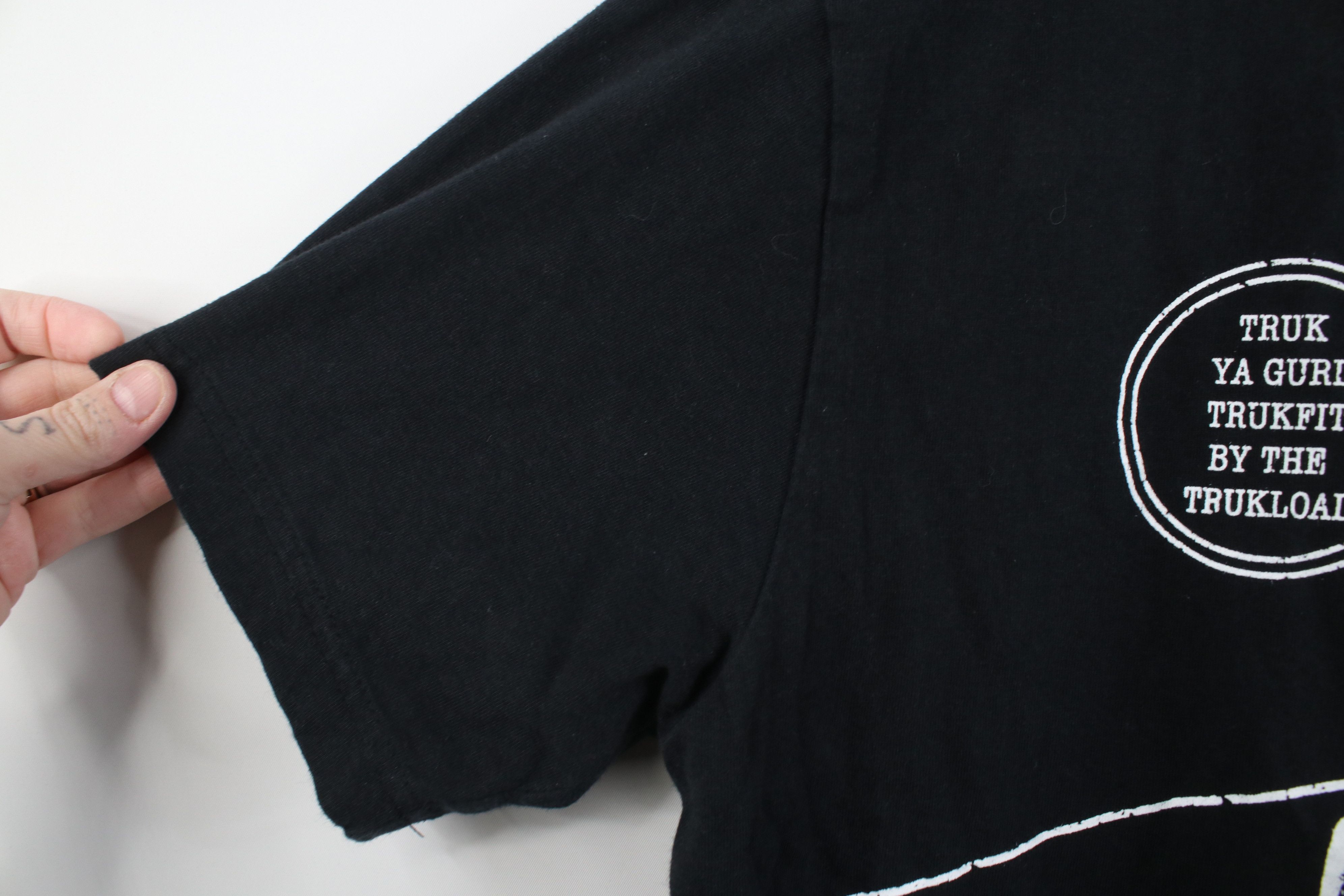 Vintage Vintage Y2K Trukfit Skateboarding Truk Ya Gurl T-Shirt Size US L / EU 52-54 / 3 - 10 Thumbnail