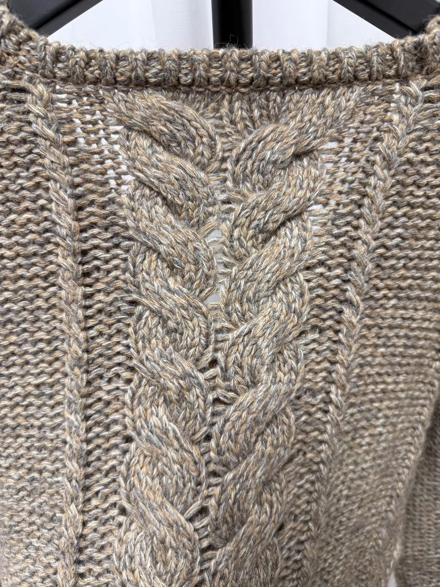 Takahiromiyashita The Soloist. Takahiromiyashita The Soloist Chunky Cable Knit Cardigan K20 Size M / US 6-8 / IT 42-44 - 8 Thumbnail