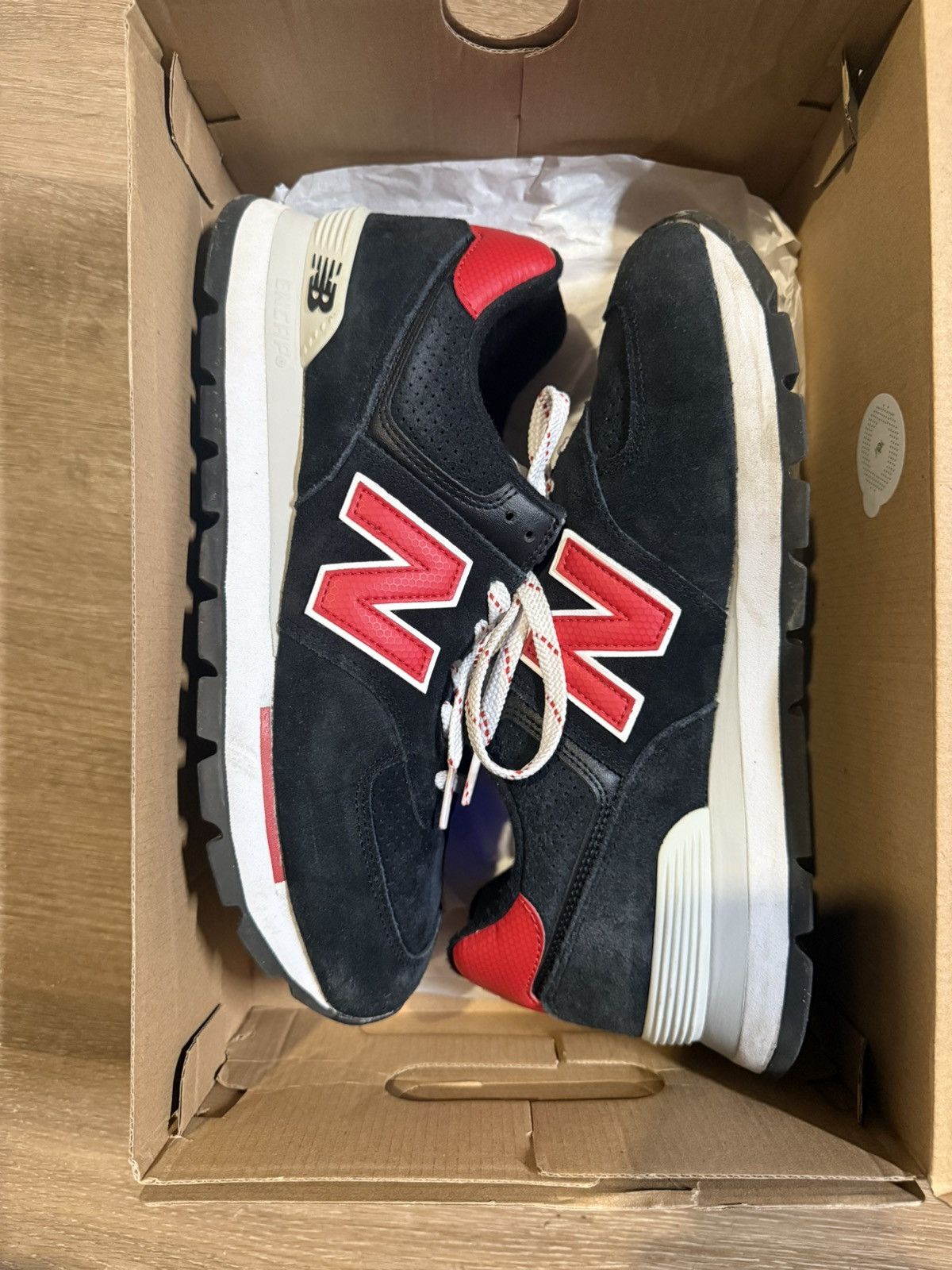 New Balance New Balance 574 Rugged Size US 9 / EU 42 - 2 Thumbnail