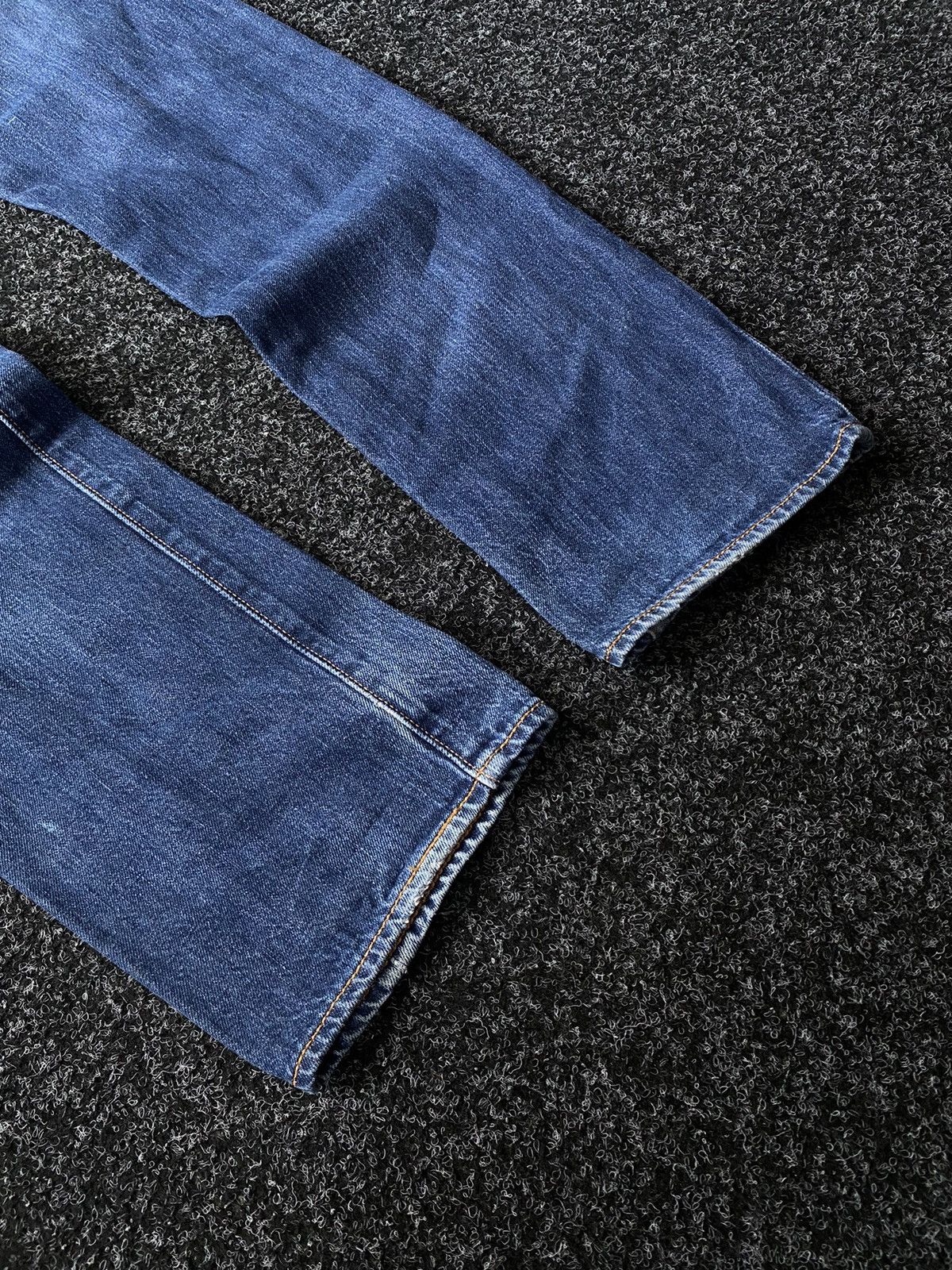 Levi's × Vintage Vintage Levi's 501 Distressed Jeans W30 size Size US 30 / EU 46 - 11 Thumbnail