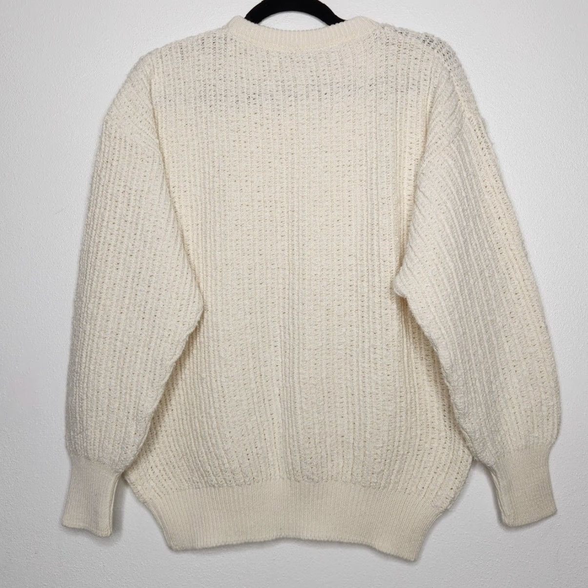 Vintage VINTAGE White Knit Crewneck Boho Beachy Cottage Core Neutrals Sweater 90s Unisex Adults M White Pullover 90s Cottage Core Mens Womens Girls Boys Size US M / EU 48-50 / 2 - 6 Thumbnail