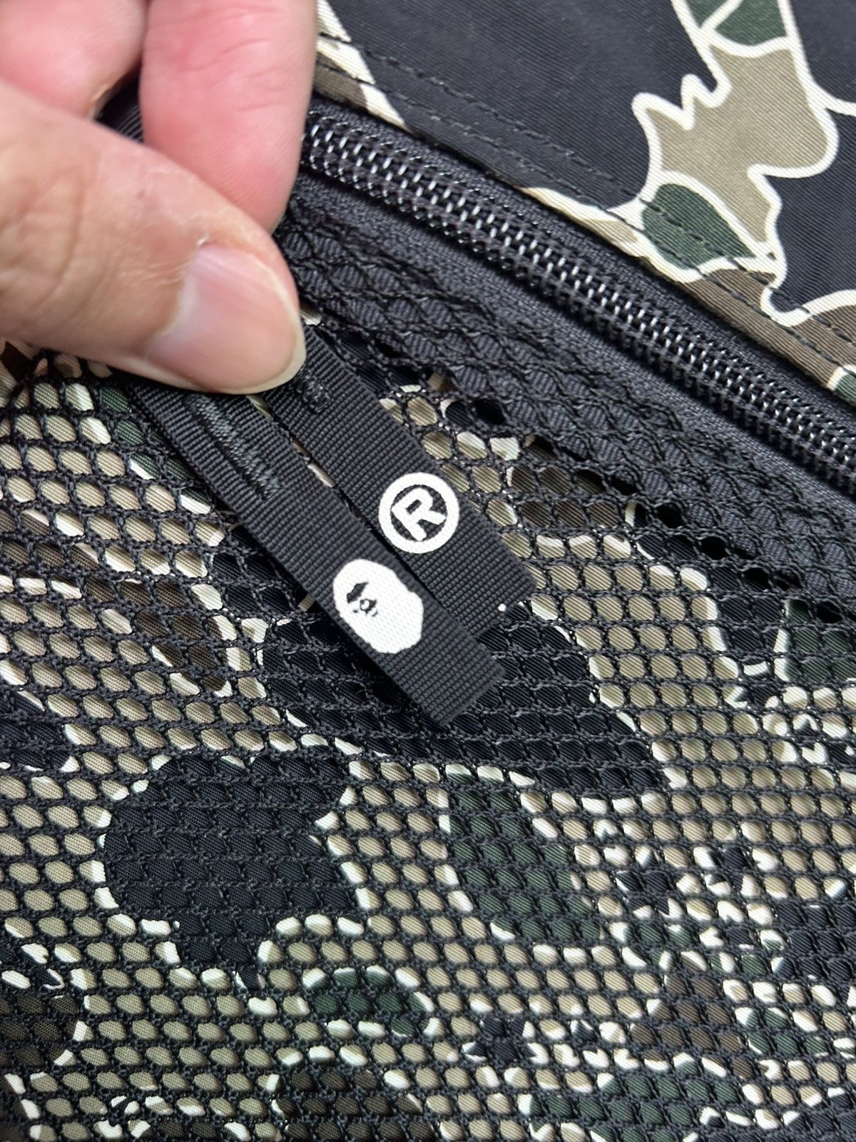 Bape 2001 BAPE Psyche camo PC Case Bag Size ONE SIZE - 5 Thumbnail