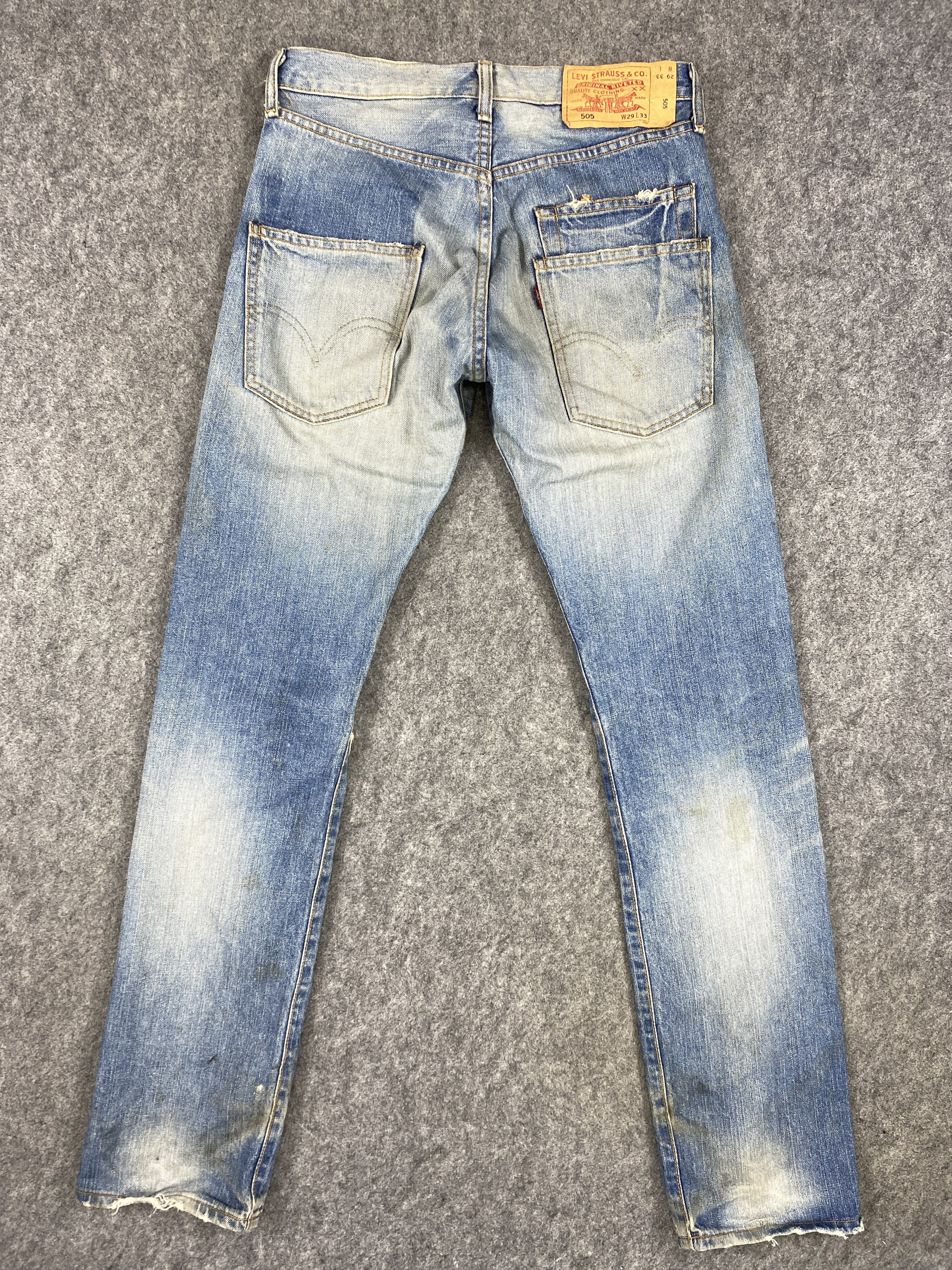 Vintage Dirty Used Blue Vintage Levi's 505 Jeans 29x33 Denim -JN1290 Size US 29 - 2 Thumbnail