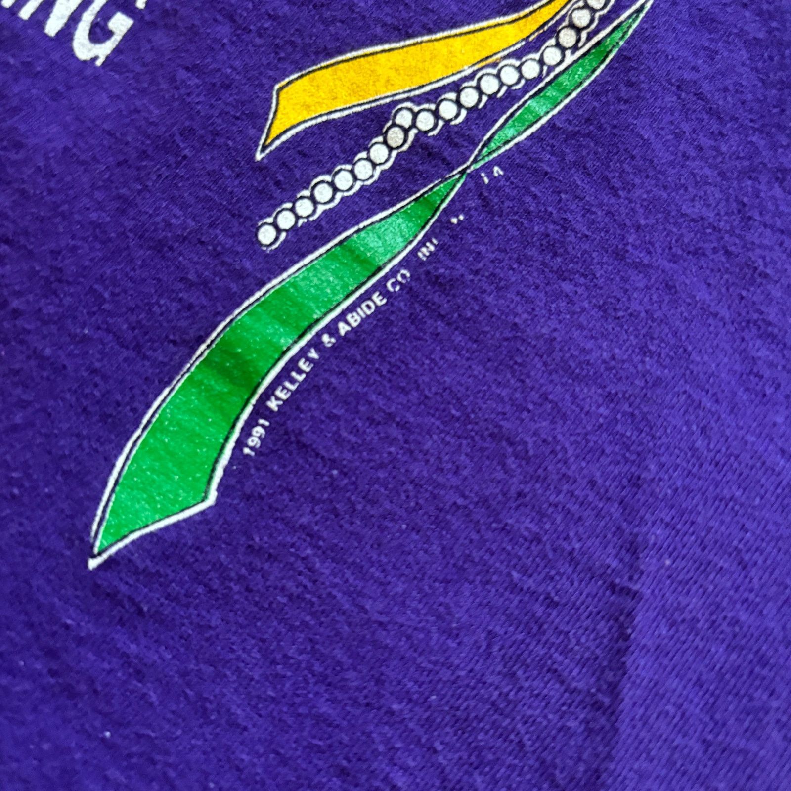 Jerzees Vintage 1994 "I Survived Mardi Gras" purple Tshirt XL 90s Size US XL / EU 56 / 4 - 7 Thumbnail