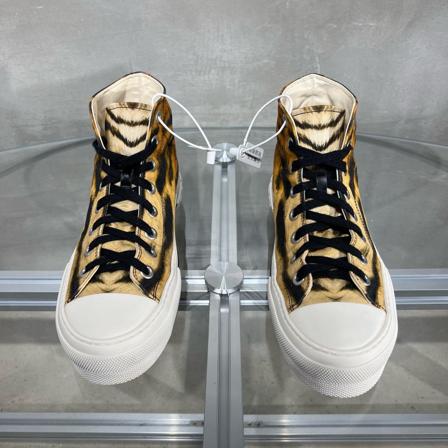 Burberry Burberry Tiger Print Sneakers Size US 9 / EU 42 - 1 Thumbnail