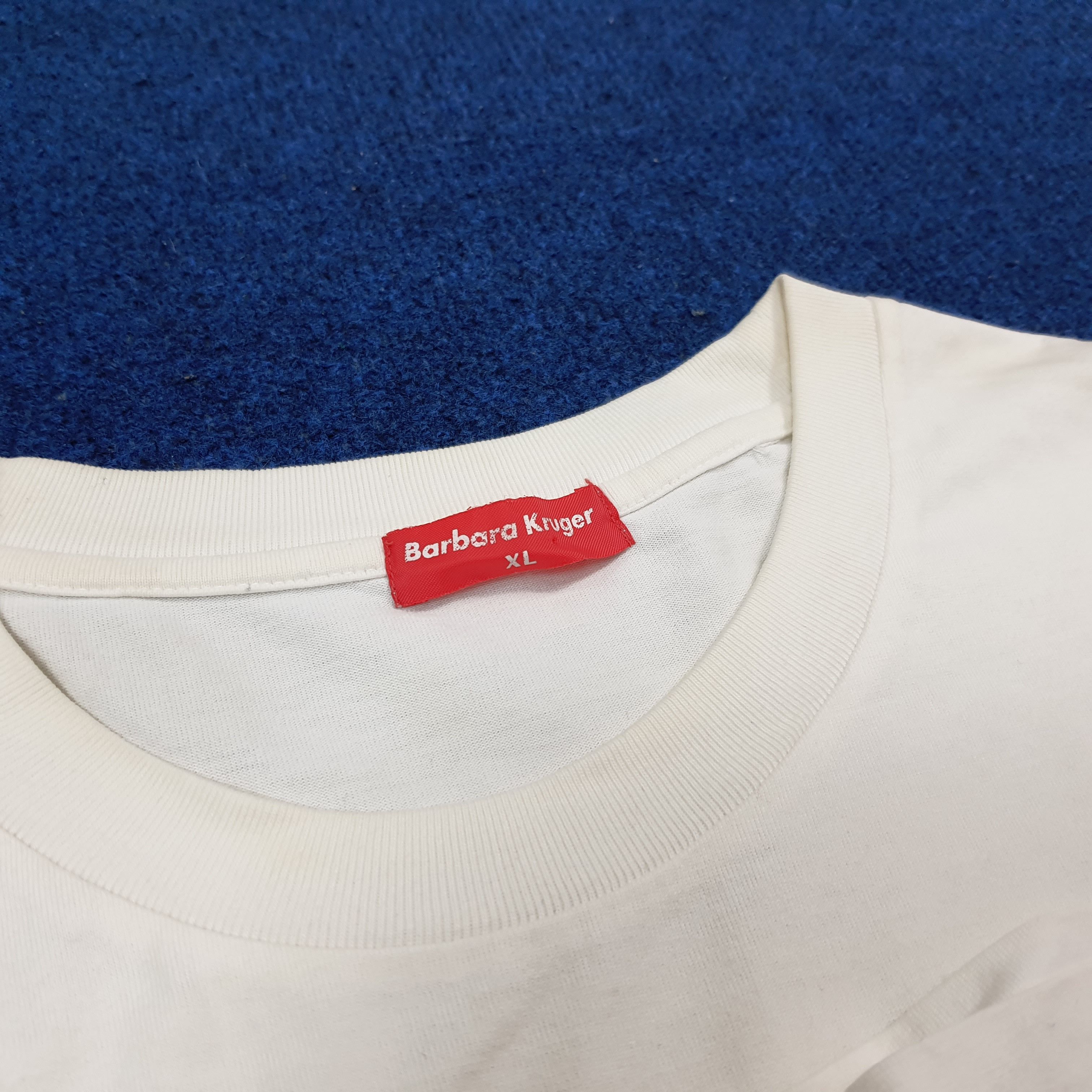 Barbara Kruger Vintage Barbara Kruger Art Tee Graphic T-Shirt C276N30 Size US XL / EU 56 / 4 - 5 Thumbnail