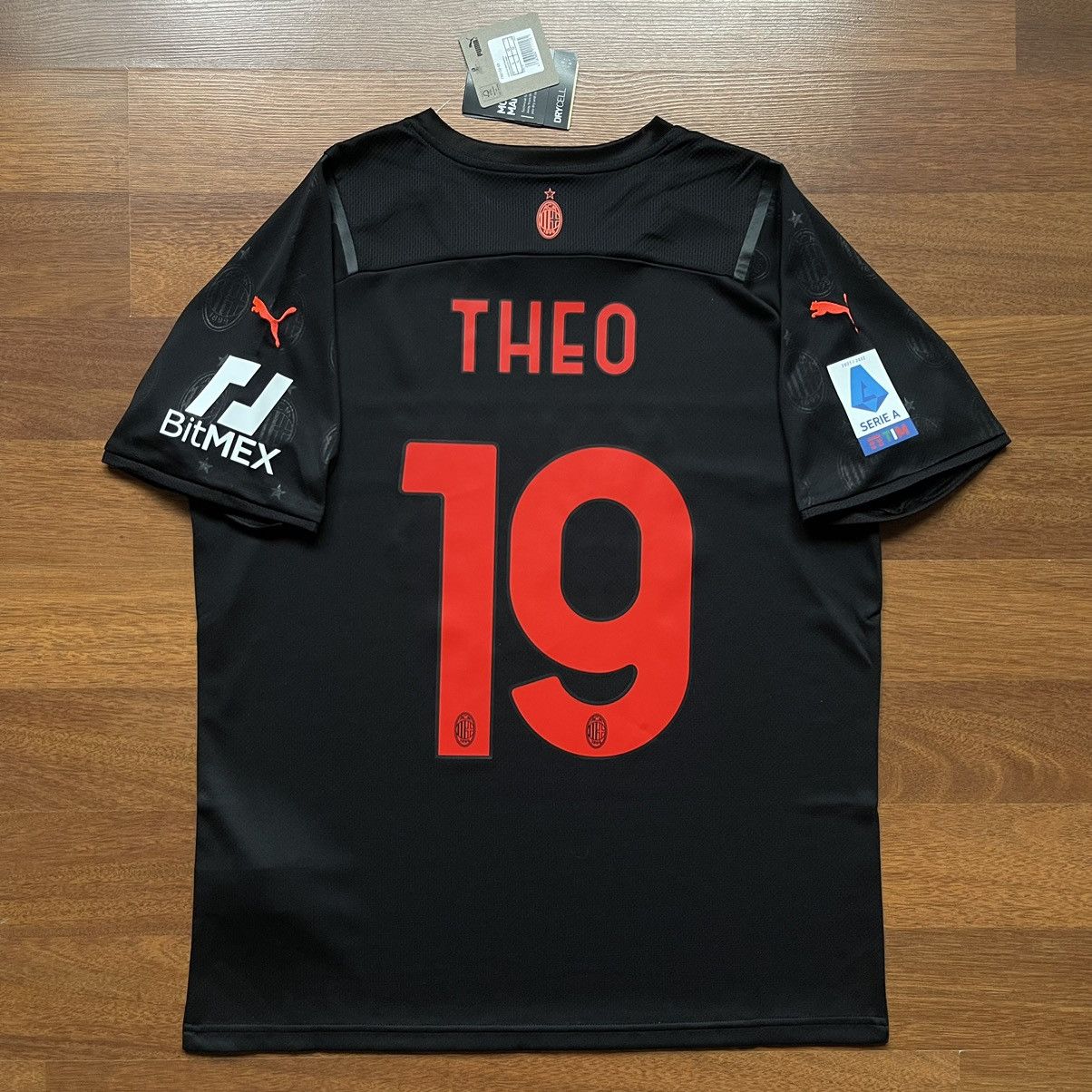 Puma × Vintage MILAN PUMA 2021/2022 FOOTBALL THIRD JERSEY #19 THEO Size US L / EU 52-54 / 3 - 7 Thumbnail