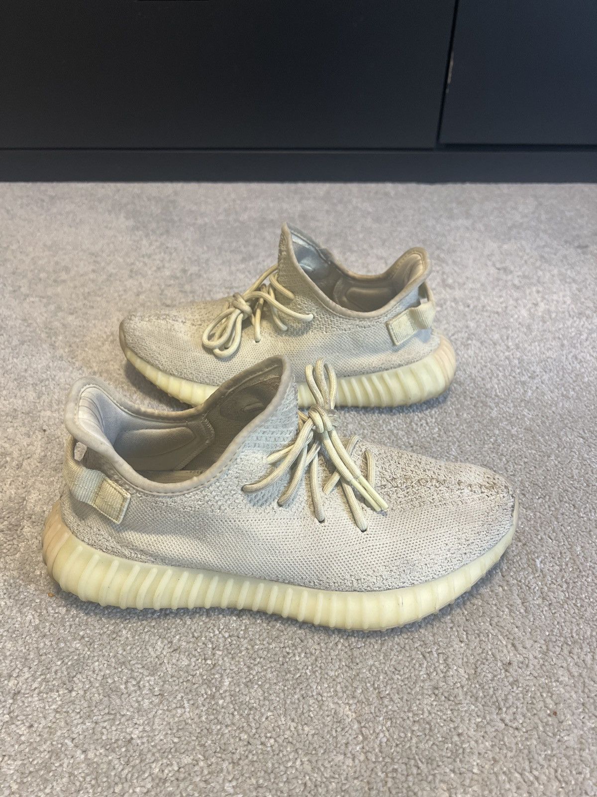 Yeezy Adidas Yeezy Boost 350 V2 ‘Butter’ (2018) Size US 9 / EU 42 - 5 Thumbnail