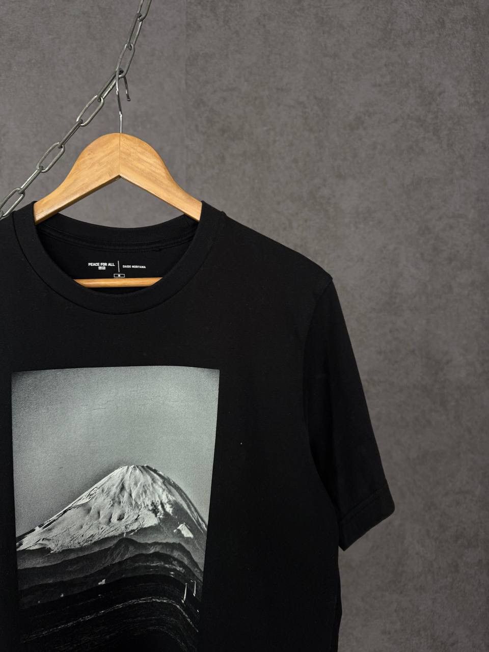 Uniqlo Daido Moriyama x Peace for all x Uniqlo art designer tee Size US S / EU 44-46 / 1 - 2 Thumbnail