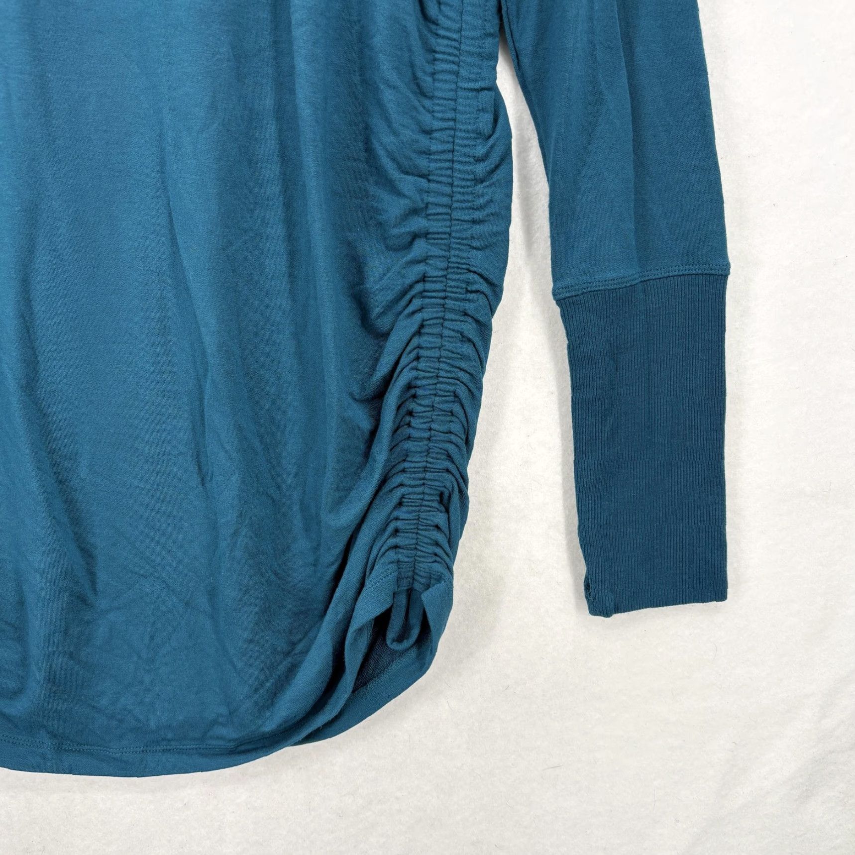 Athleta Athleta Drishti Ruched Sweatshirt Womens Medium Blue Long Sleeve Yoga Gym Travel Size M / US 6-8 / IT 42-44 - 3 Thumbnail