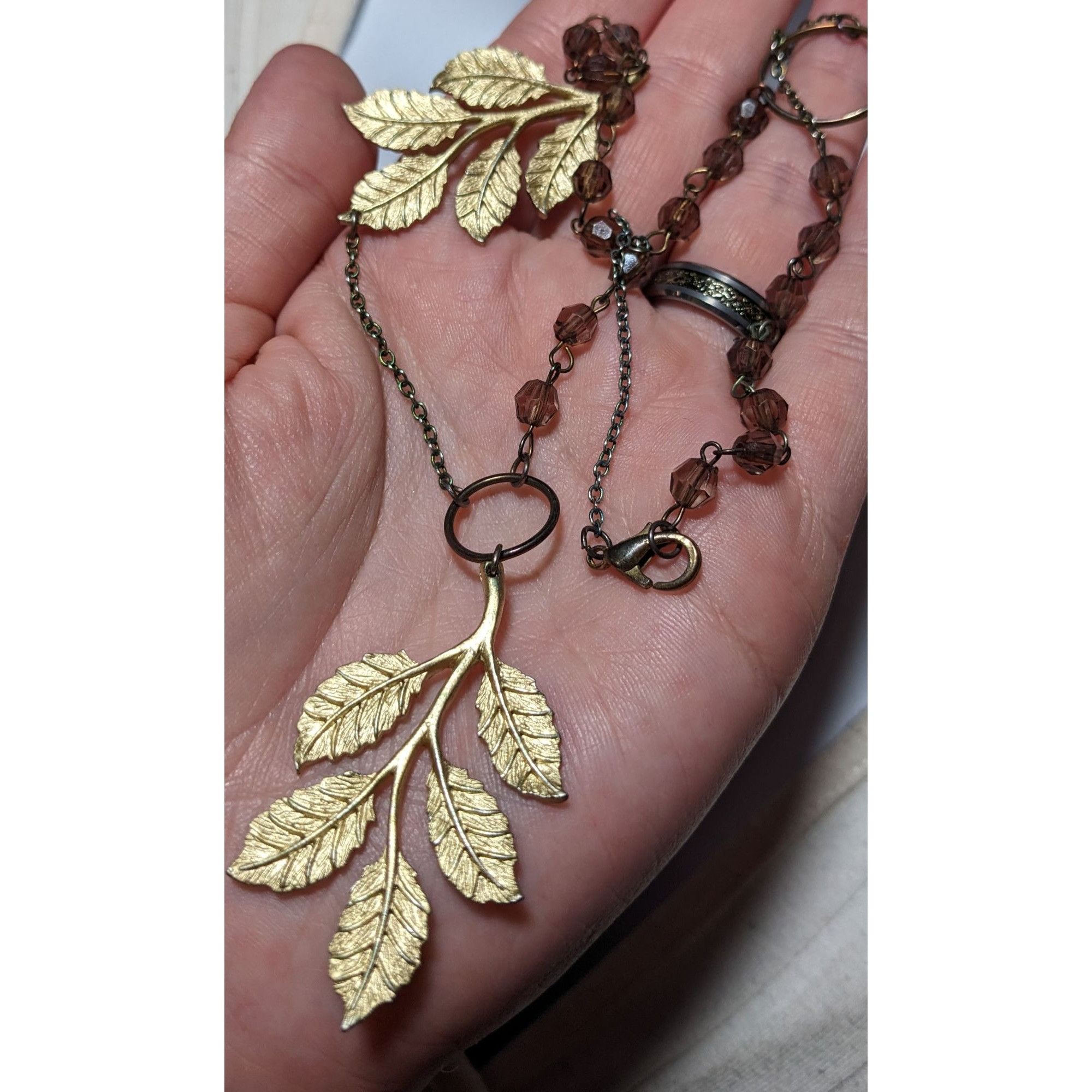 Other Asymmetrical Gold Beaded Leaf Necklace Size ONE SIZE - 5 Thumbnail