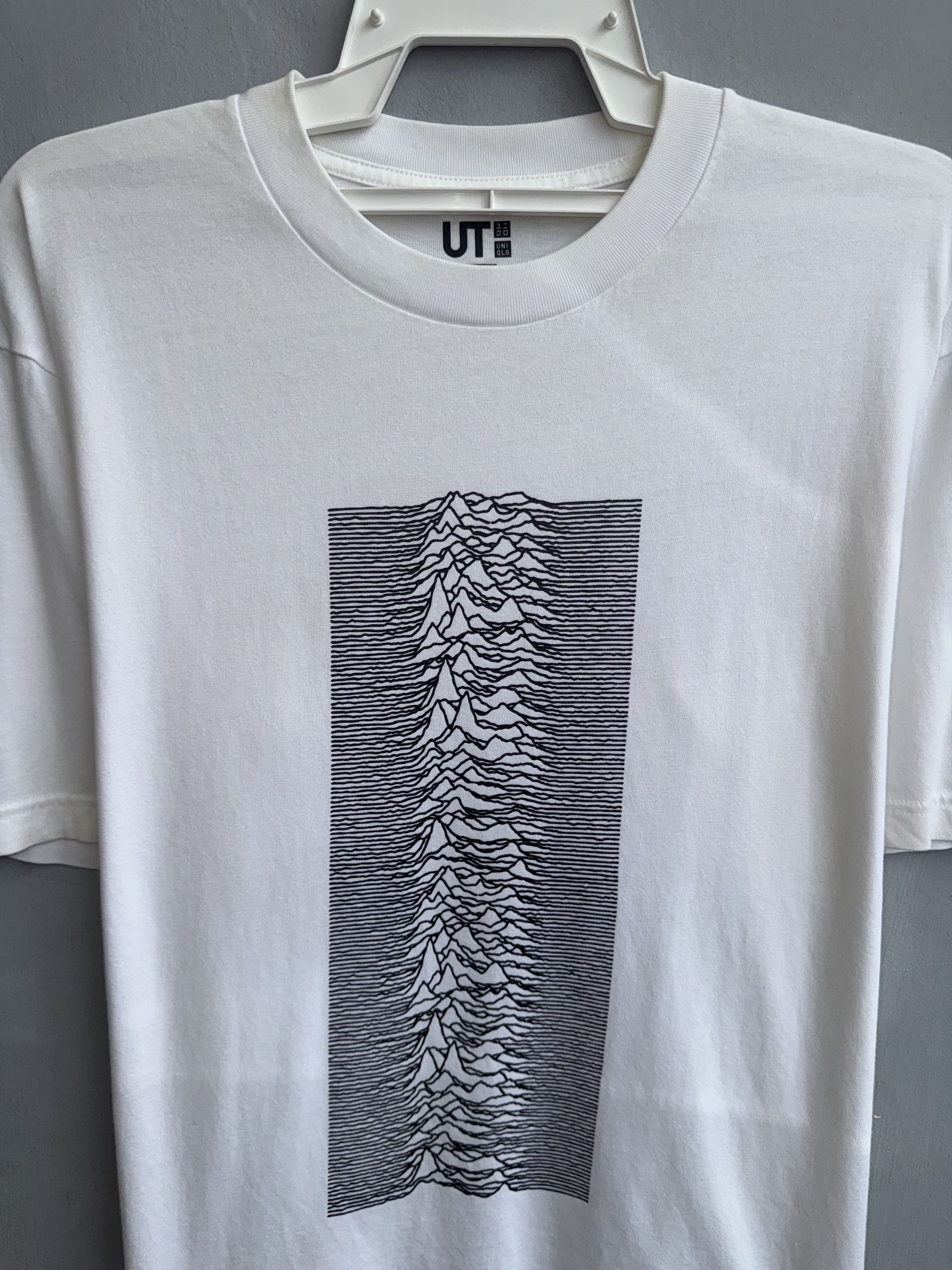 Joy Division Joy Division Uniqlo Shirt Size US M / EU 48-50 / 2 - 2 Thumbnail