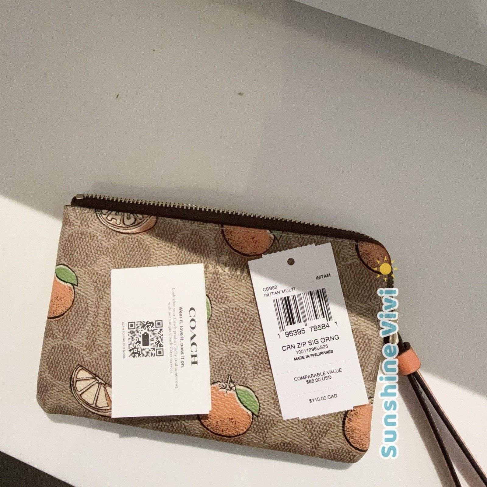 Coach NWT Coach CBB82 Corner Zip Wristlet Signature Canvas Orange Size ONE SIZE - 4 Thumbnail