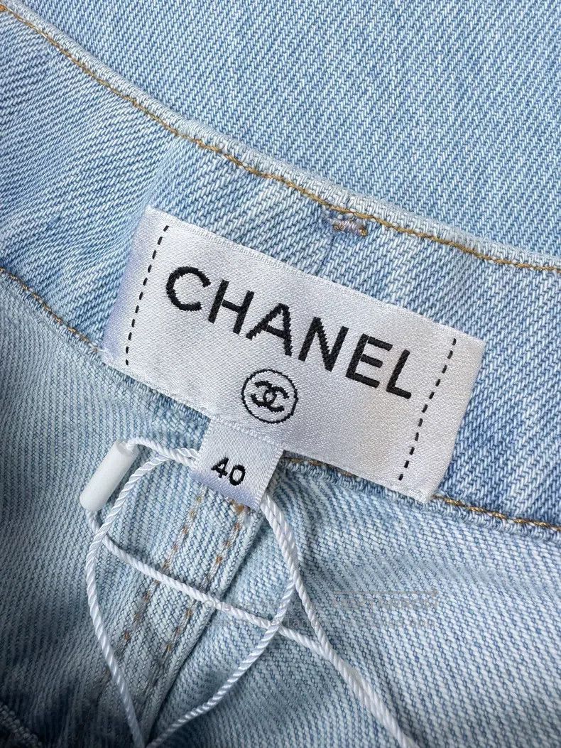Chanel Chanel 24C early spring show blue gradient dyed jeans wide Size 26" / US 2 / IT 38 - 3 Thumbnail