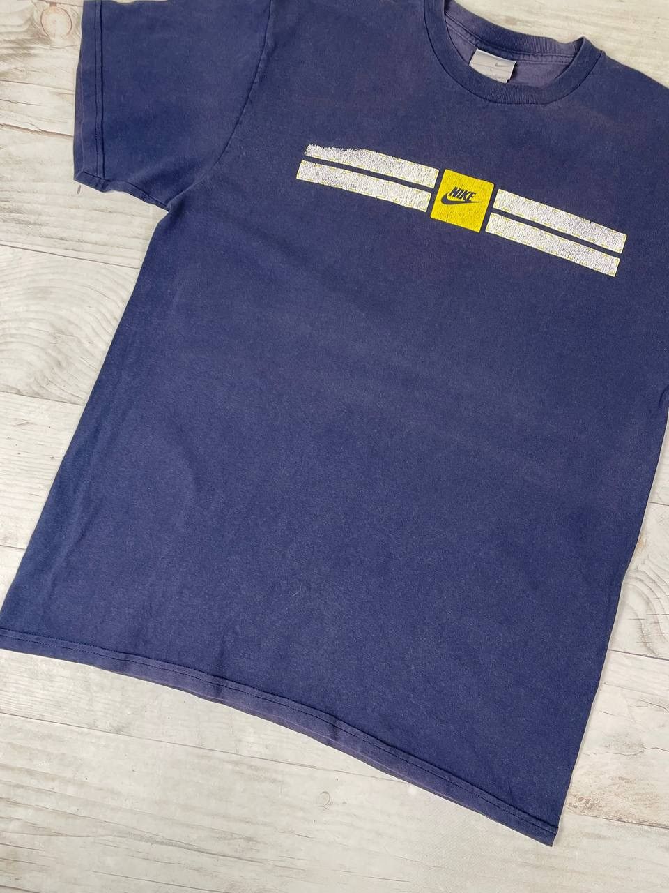 Nike Vintage Nike 00s T Shirt Swoosh Size US L / EU 52-54 / 3 - 3 Thumbnail