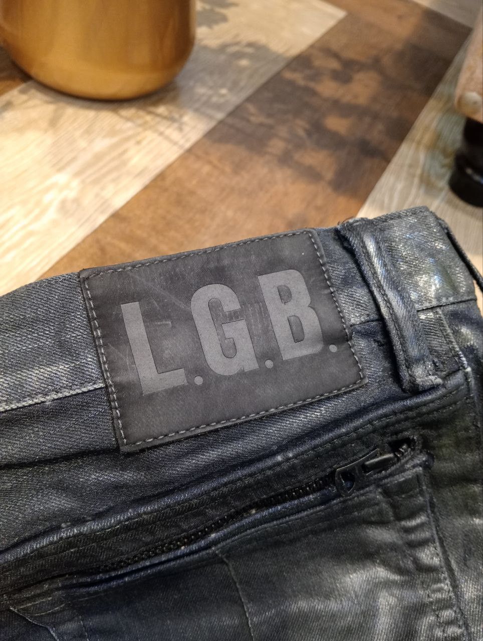 Le Grande Bleu (L.G.B.) VERY RARE L.G.B LE GRANDE BLEU MANIAC CORP WAXED DENIM JEANS Size US 30 / EU 46 - 9 Thumbnail