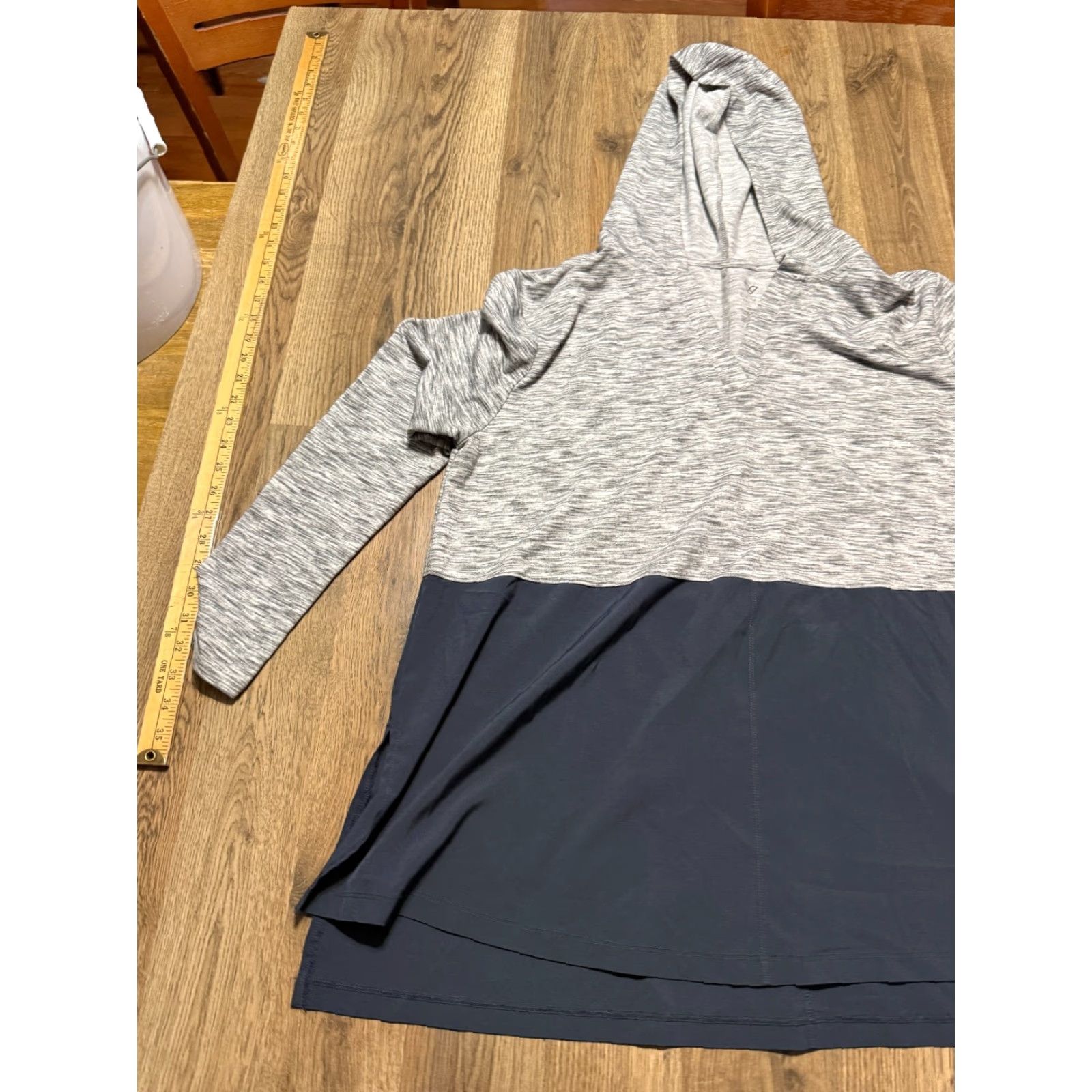 Vintage VINTAGE? (No) Livi Active Sweatshirt Women's 14/16 Gray White Blue Pullover Long Sleeve Activewear Casual Shirt? Size XL / US 12-14 / IT 48-50 - 3 Thumbnail
