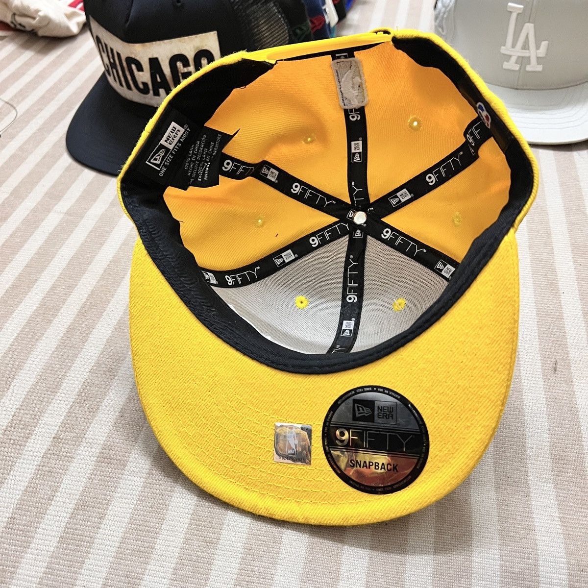 New Era LA Lakers Yellow Snapback Hat Cap Size ONE SIZE - 5 Thumbnail