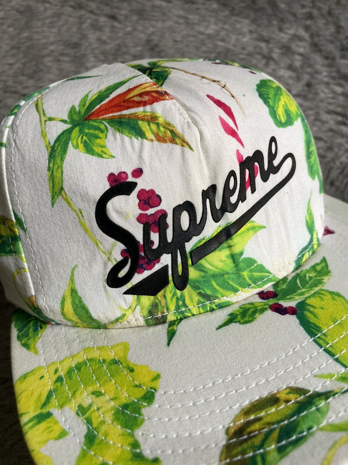 Supreme Supreme floral script 5 fanel SnapBack hat/cap Size ONE SIZE - 3 Thumbnail