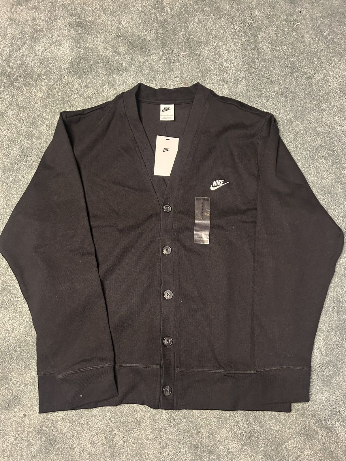 Nike NWT Mens Nike Black Button Down Cardigan Back Graphic Size US L / EU 52-54 / 3 - 1 Thumbnail