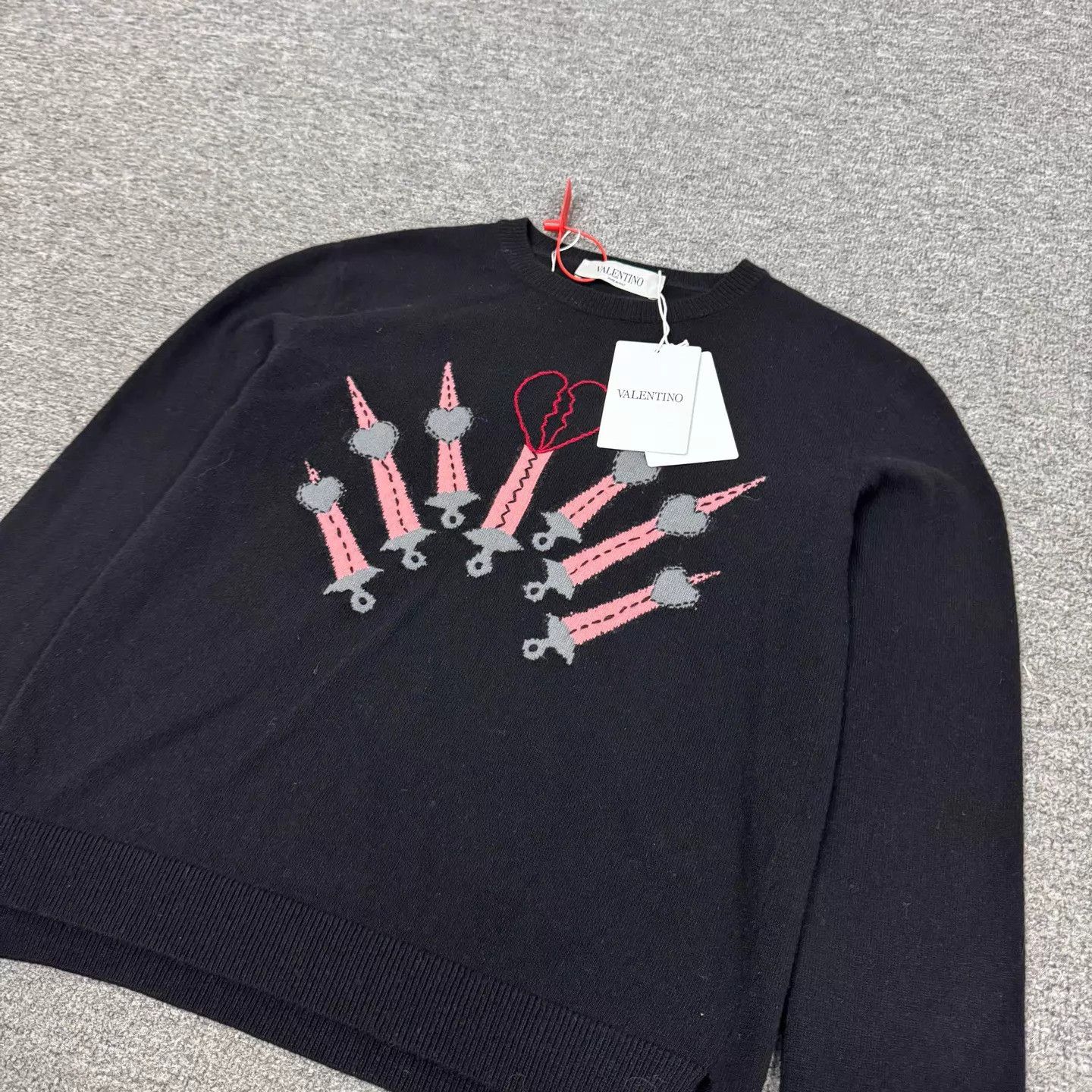 Valentino Valentino Black Heart Blade Intarsia Knit Sweater XS Size US XS / EU 42 / 0 - 4 Thumbnail