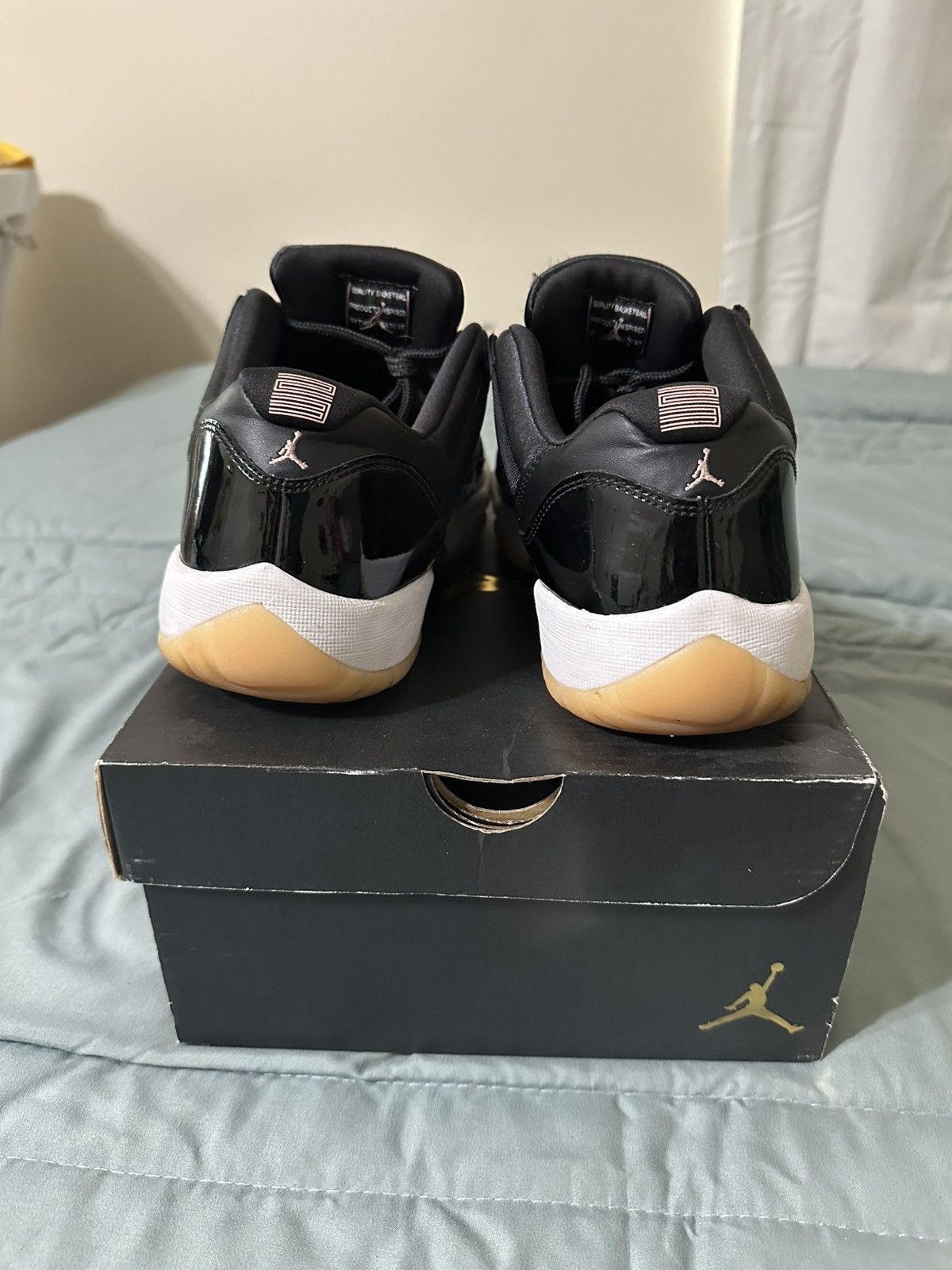 Jordan Brand Jordan 11 Low GS “Bleached Coral” Size US 8.5 / EU 41-42 - 5 Thumbnail