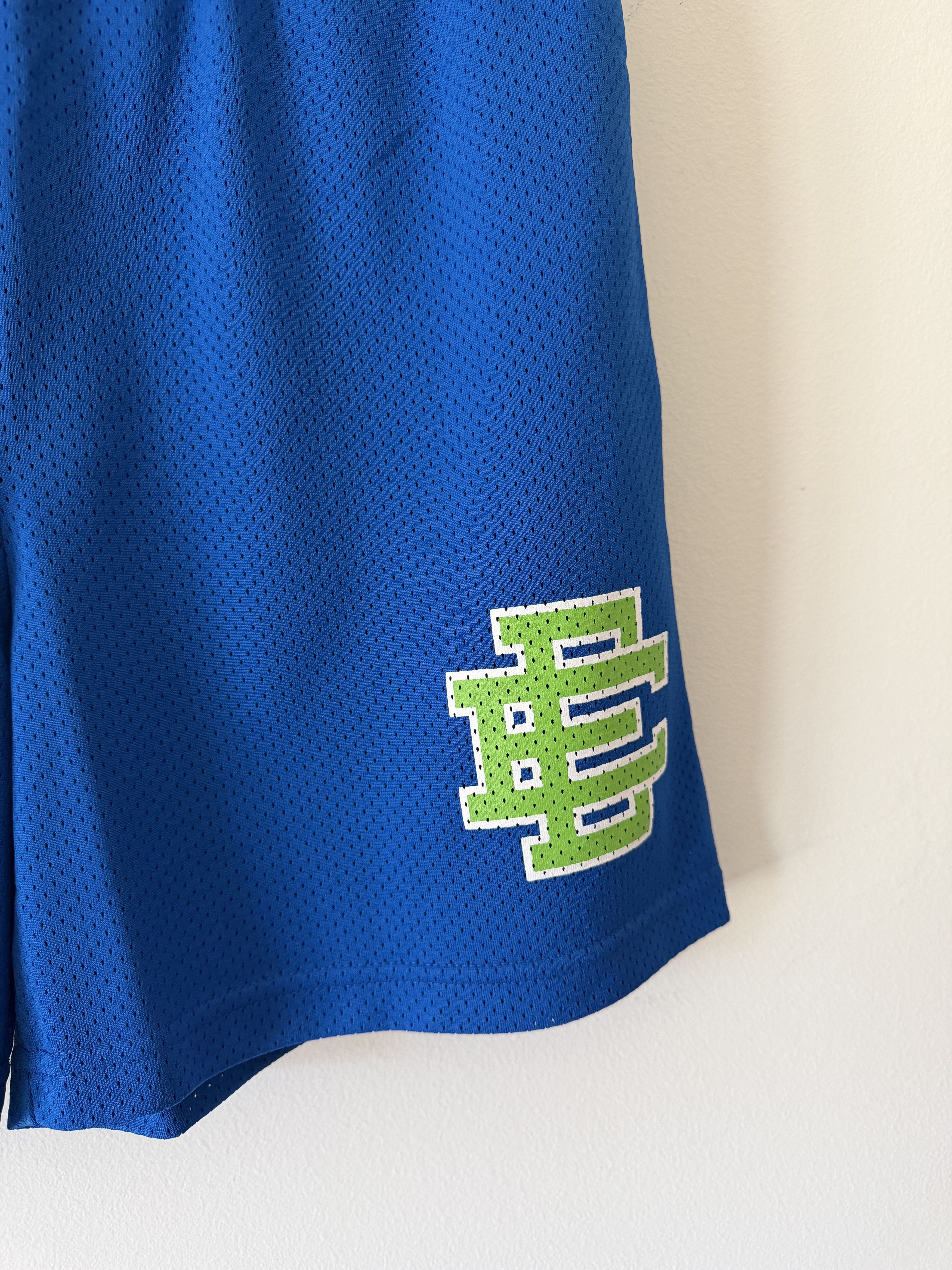 Eric Emanuel × MLB Eric Emanuel EE Basic Atlanta Braves Shorts in Blue Size US 32 / EU 48 - 3 Thumbnail