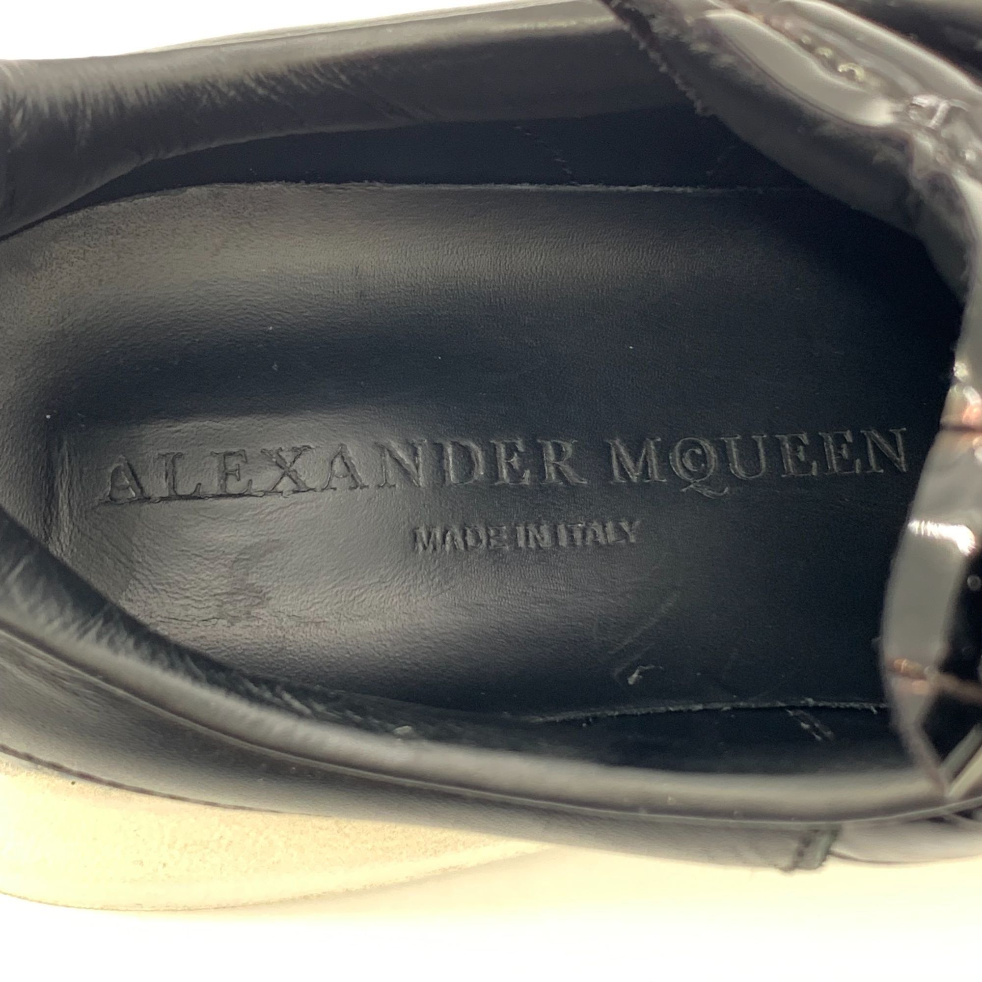 Alexander McQueen Alexander McQueen Black Croc-Embossed Leather Sneaker Size US 7 / IT 37 - 7 Thumbnail