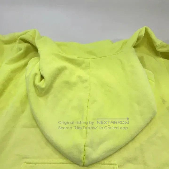 Balenciaga Balenciaga Crew Neon Yellow Hoodie. Size US S / EU 44-46 / 1 - 3 Thumbnail