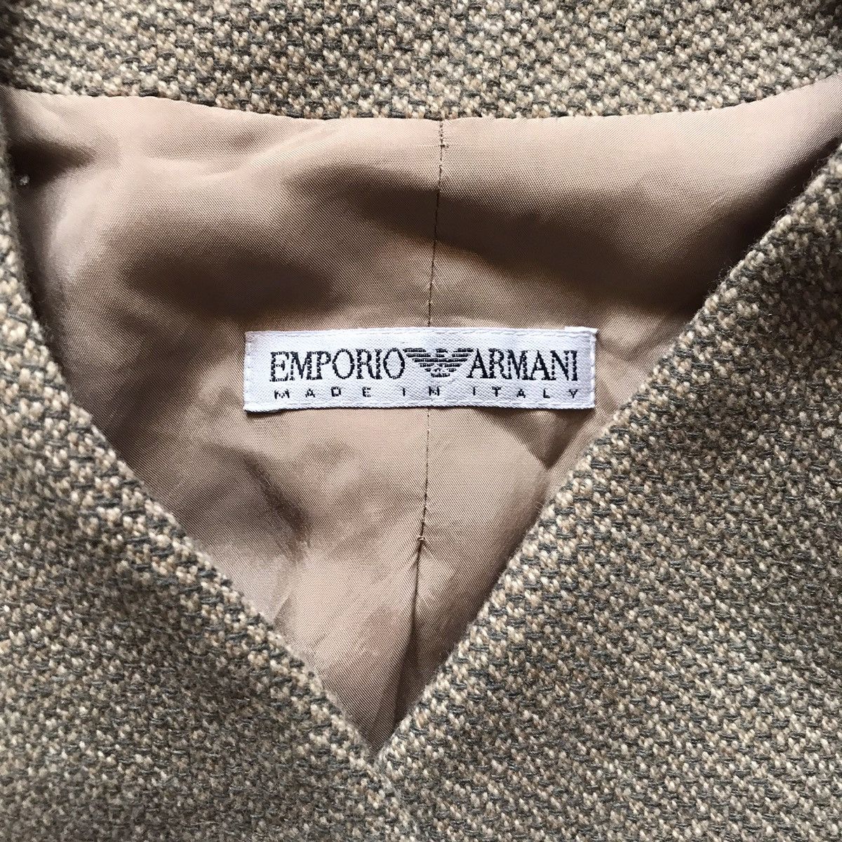 Vintage Vintage Emporio Armani Blazer Y2K Preppy Tan Faded Skate L Size L / US 10 / IT 46 - 7 Thumbnail