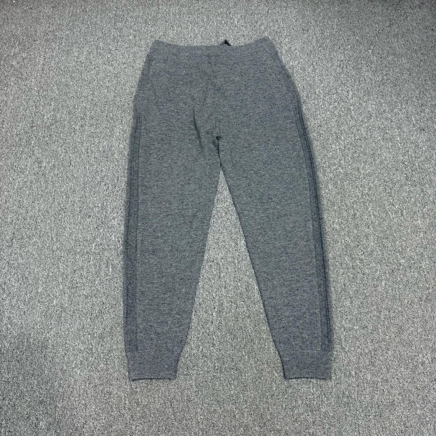 Burberry Burberry gray cashmere pants XL unworn with tags Size US 42 / EU 58 - 2 Thumbnail