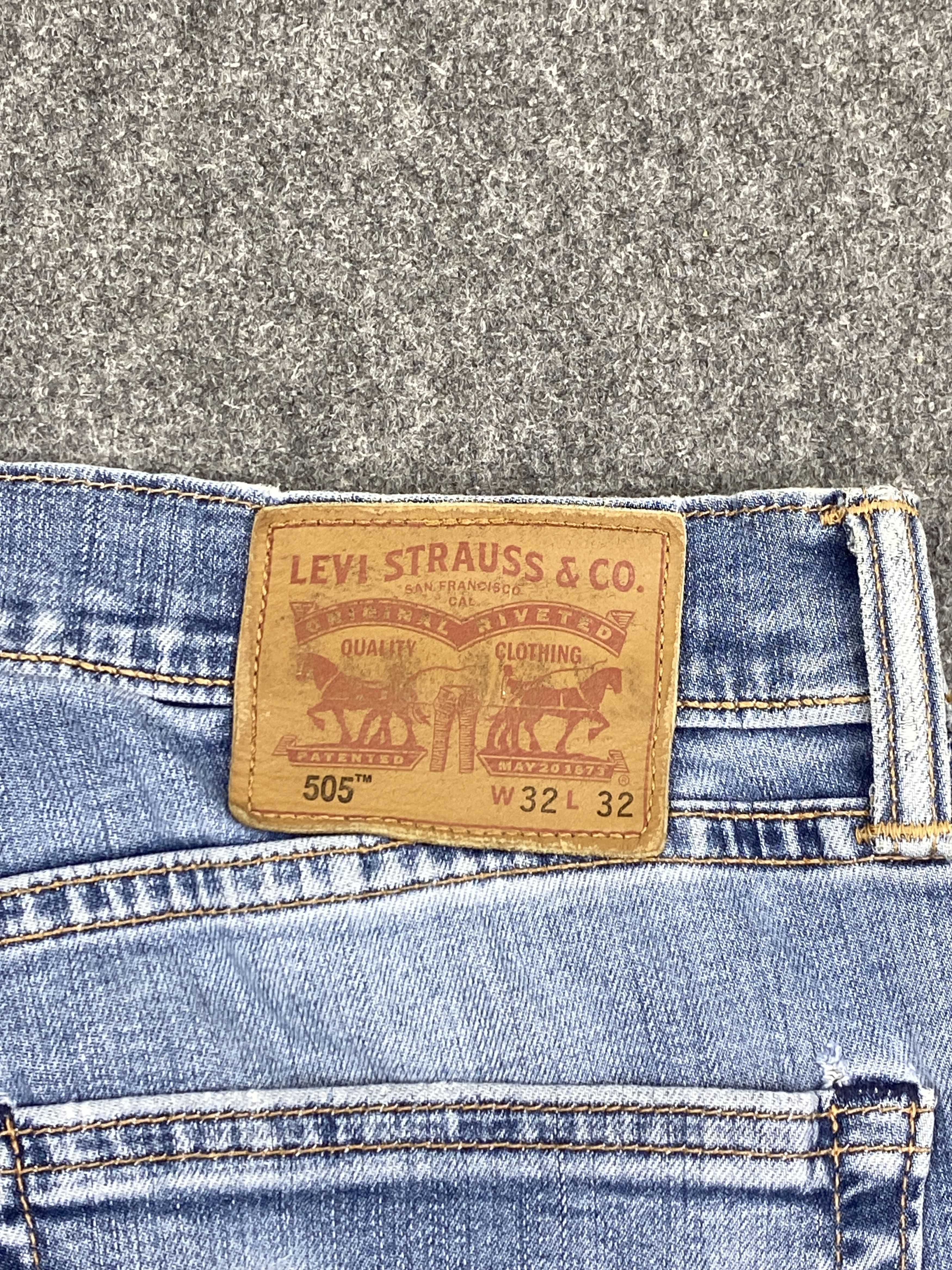 Levi's Vintage Levi's 505 Faded Blue Jeans DP2825 Size US 31 - 5 Thumbnail