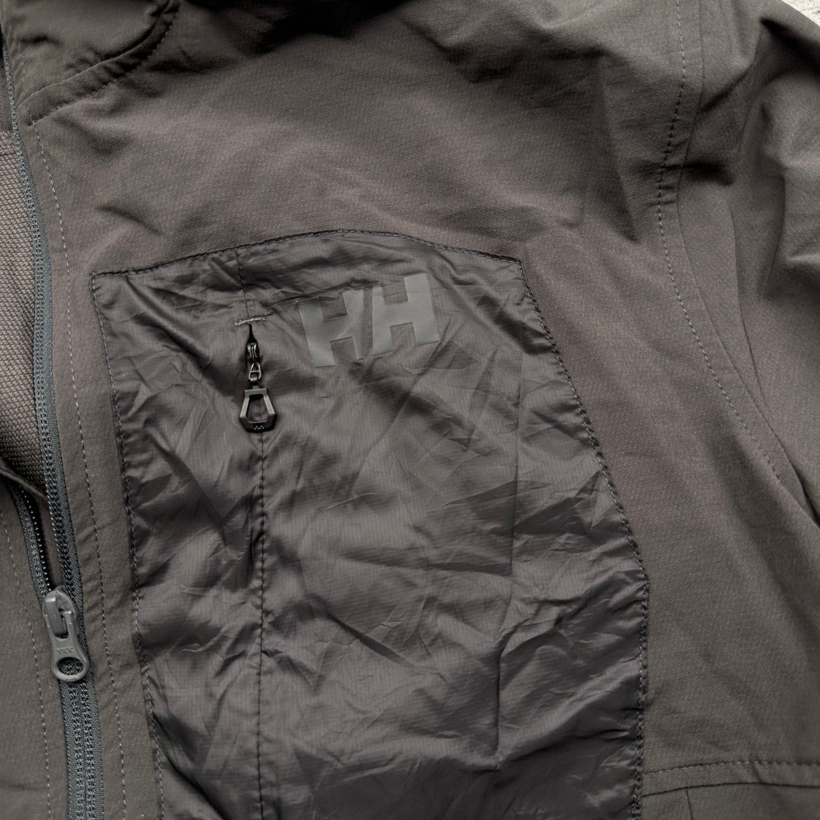 Helly Hansen Helly Hansen Gray Yellow Lined Windbreaker Jacket Mens L Size US L / EU 52-54 / 3 - 8 Thumbnail