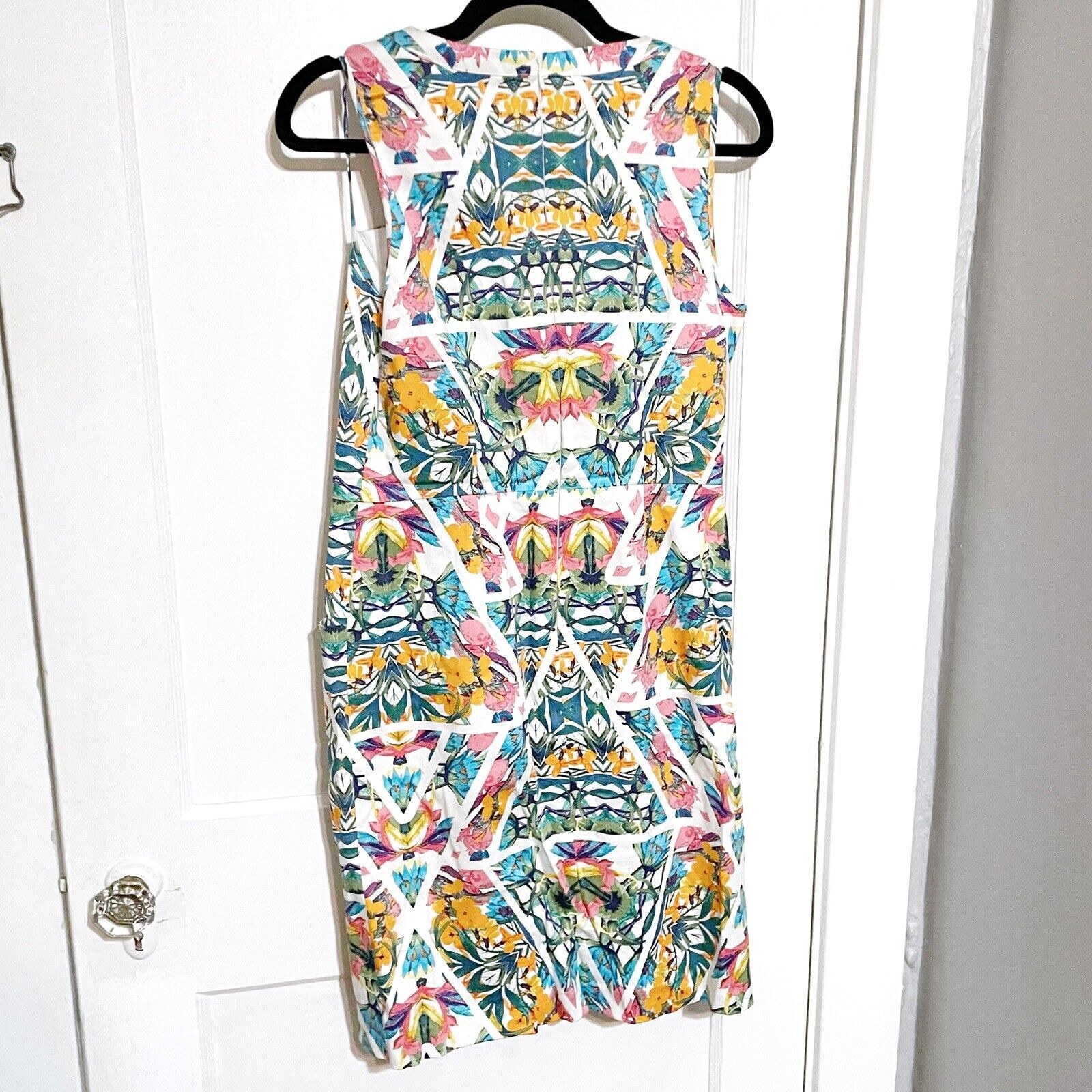 Adrianna Papell Adrianna Papell Floral Dress Cut Out Cage Neckline Size 8 Size M / US 6-8 / IT 42-44 - 3 Thumbnail