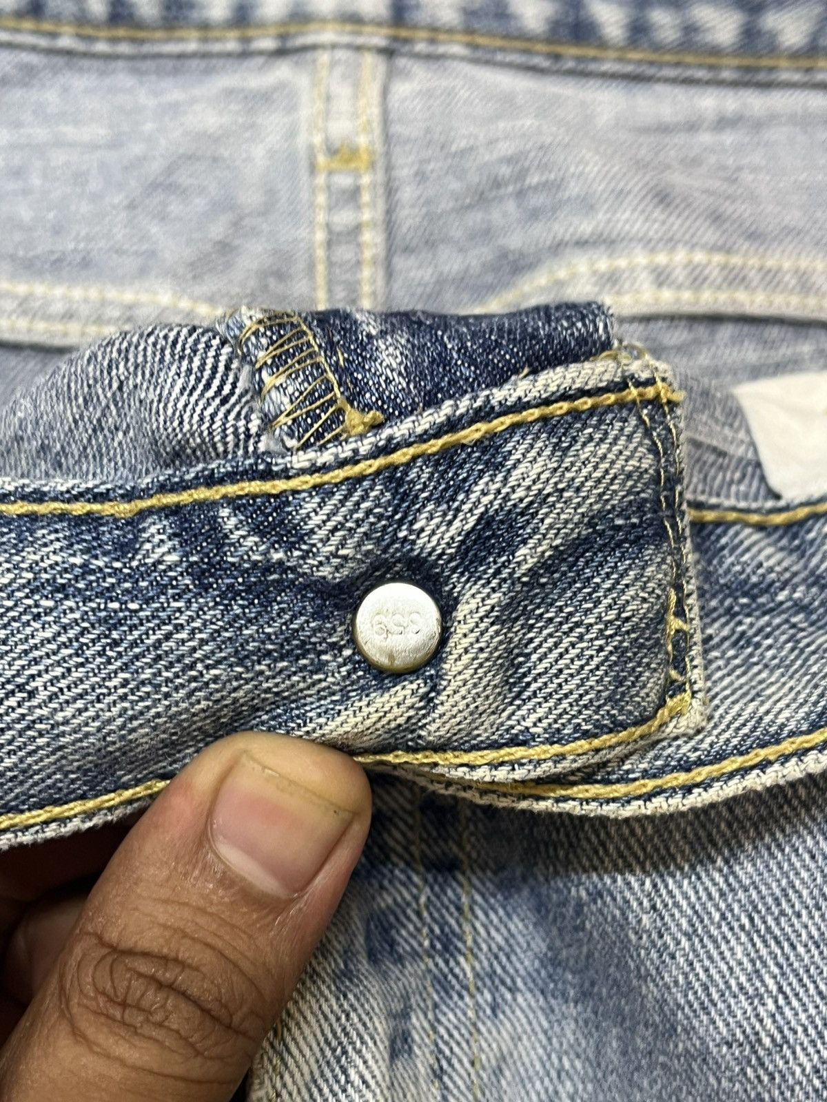 LVC × Levi's × Levi's Vintage Clothing Vintage Levi’s 533 Baggy Distressed Denim Size US 35 - 7 Thumbnail