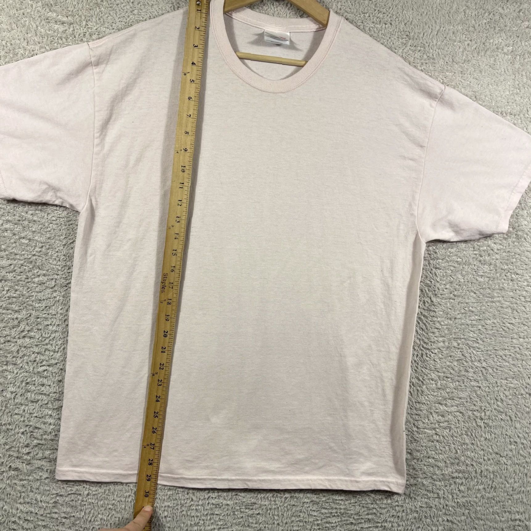 Hanes VINTAGE Hanes T-Shirt Adult Large Pink Heavyweight 50/50 90s Classic Mens Shirt Size US L / EU 52-54 / 3 - 4 Thumbnail