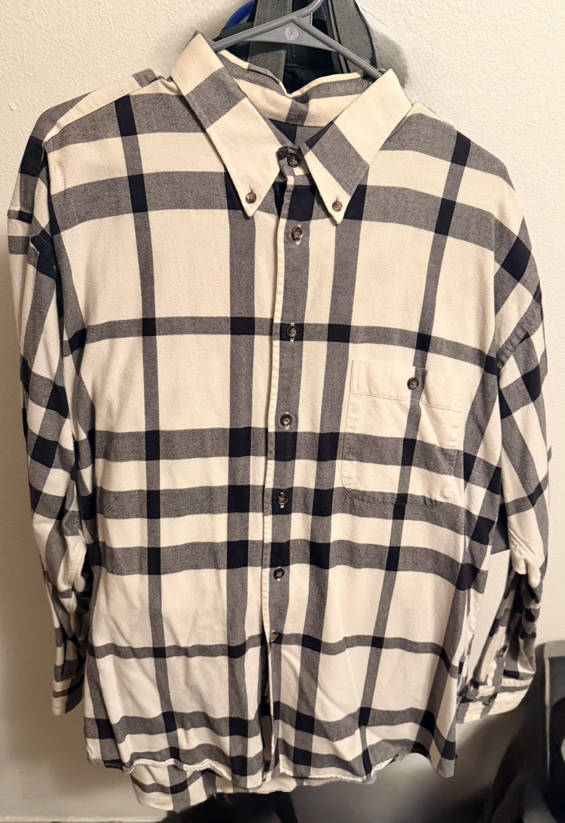Burberry Burberry London Long Sleeve Plaid Flannel Size US XL / EU 56 / 4 - 1 Thumbnail