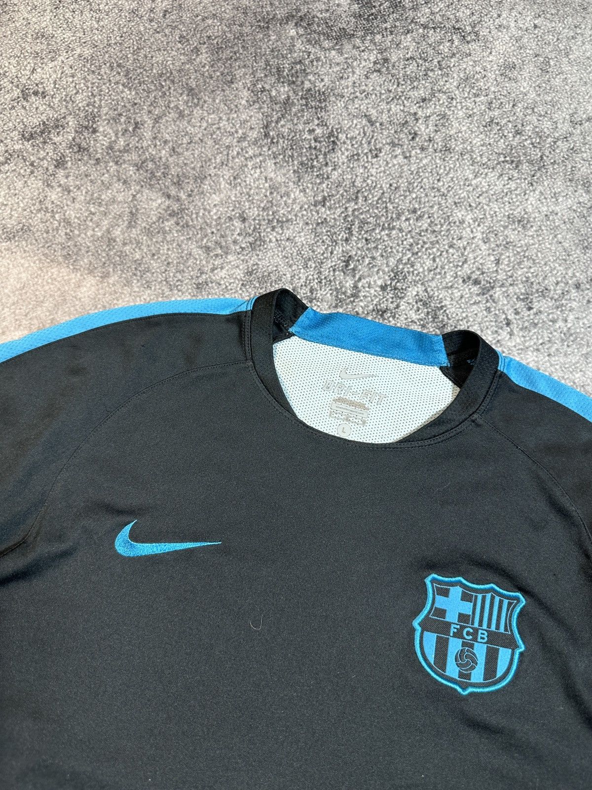 Nike × Vintage Vintage Nike F.C.Barcelona Soccer Jersey Style Rare L USA Size US L / EU 52-54 / 3 - 2 Thumbnail