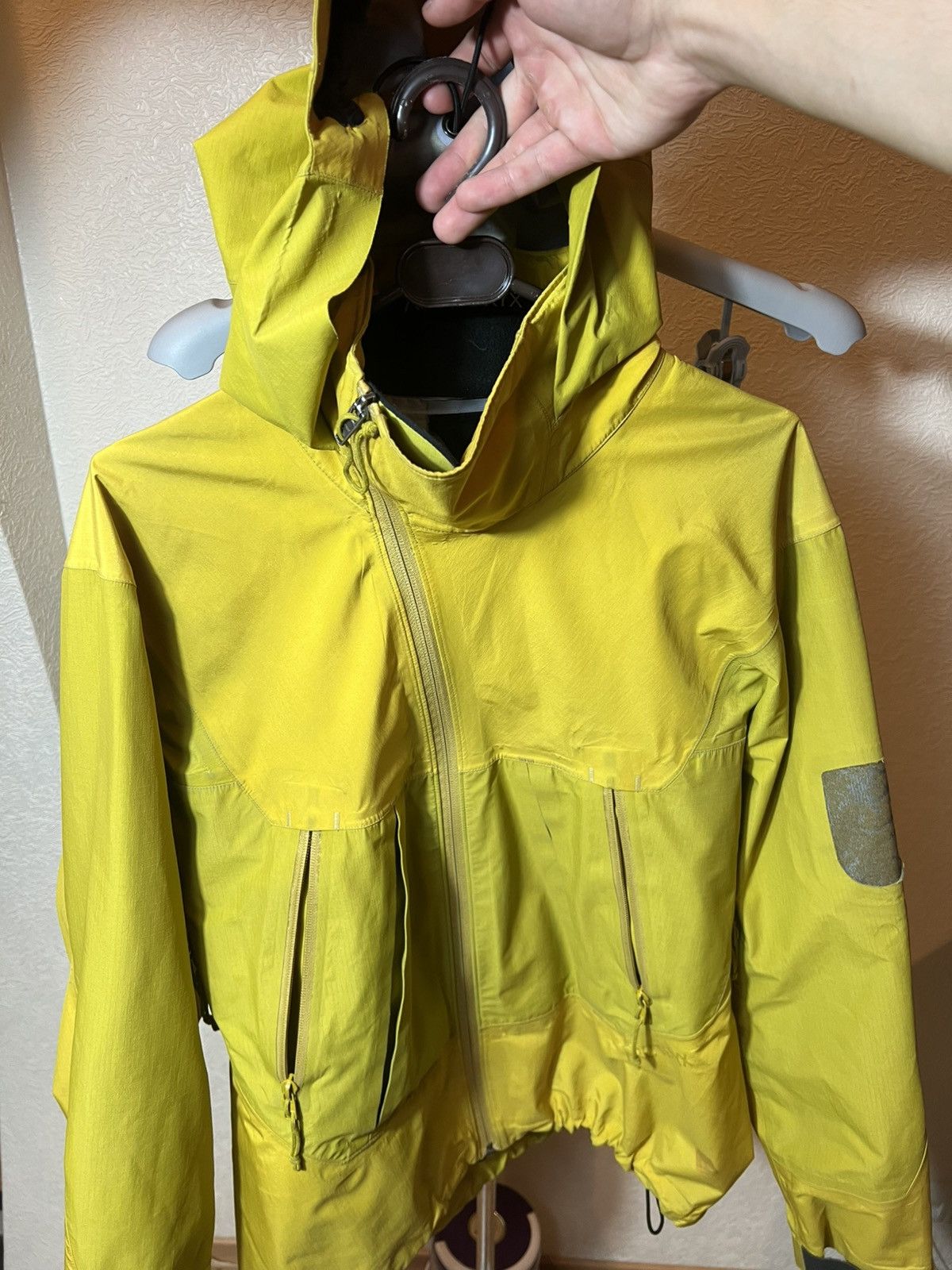 Arc'teryx Arc’teryx Gore-Tex Jacket yellow Size US M / EU 48-50 / 2 - 16 Thumbnail