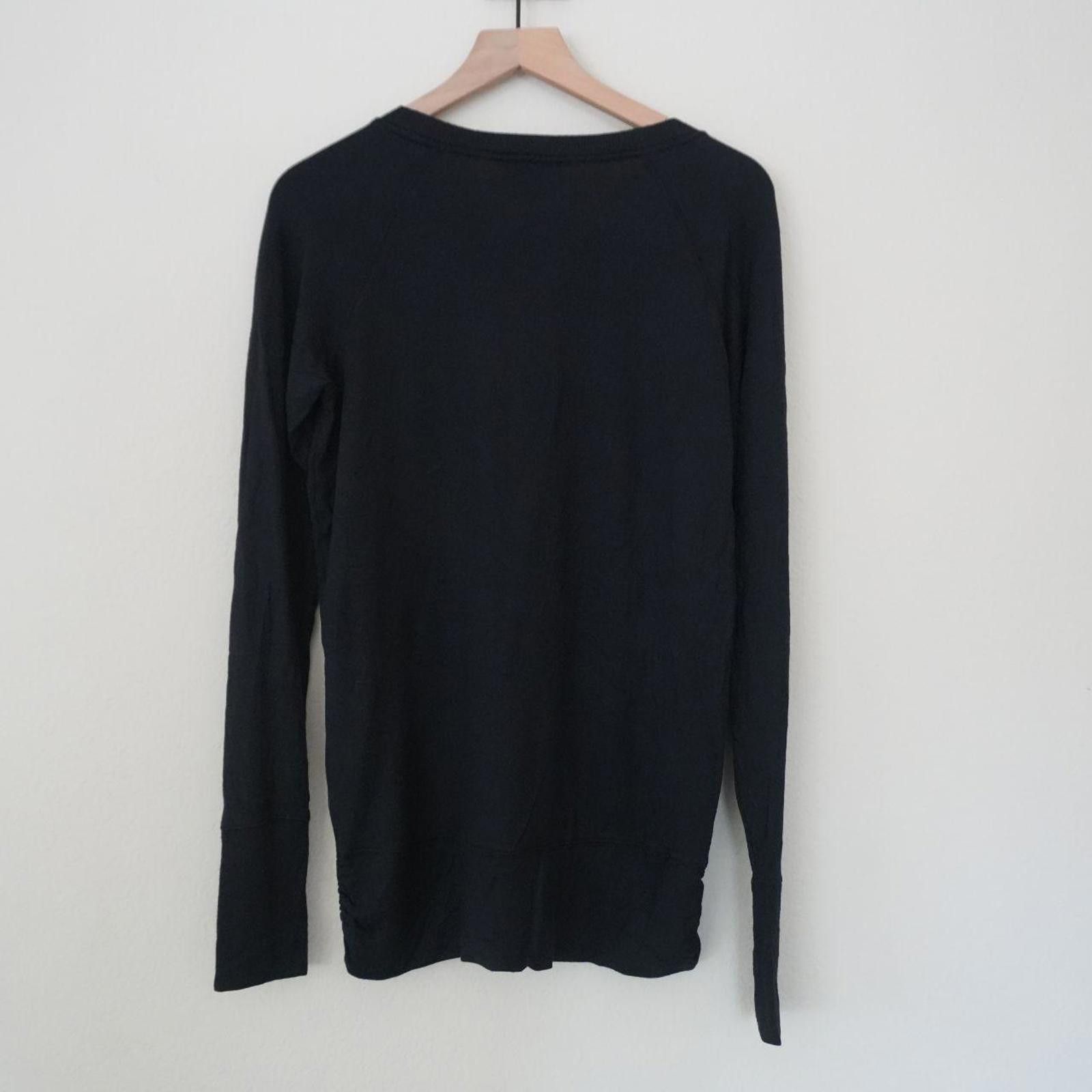 Other Athleta Shirt Women's M Black Long Sleeve Size L / US 10 / IT 46 - 6 Thumbnail