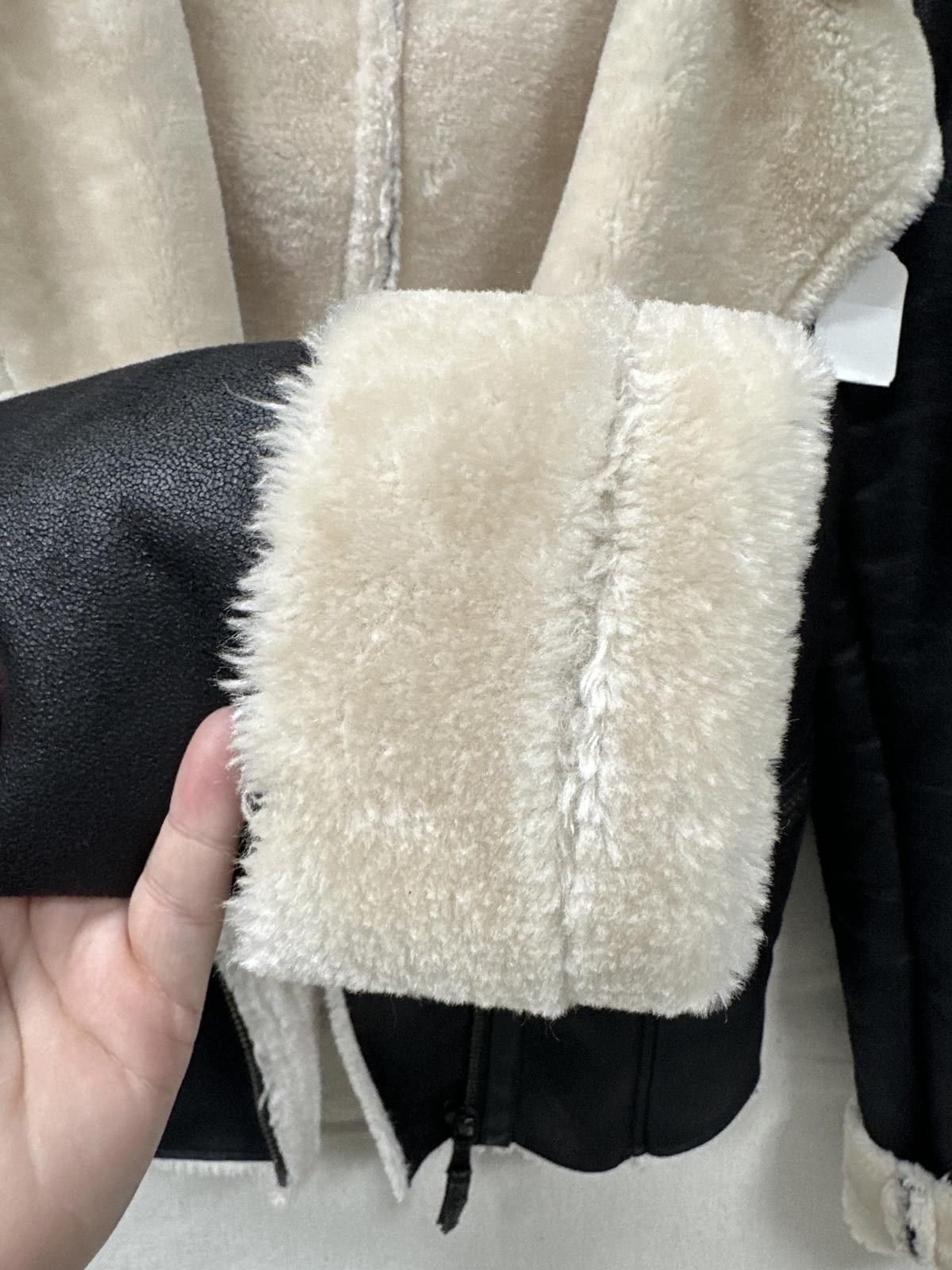 Designer Stylish Black Faux Leather Jacket with Cream Shearling Linin Size L / US 10 / IT 46 - 4 Thumbnail