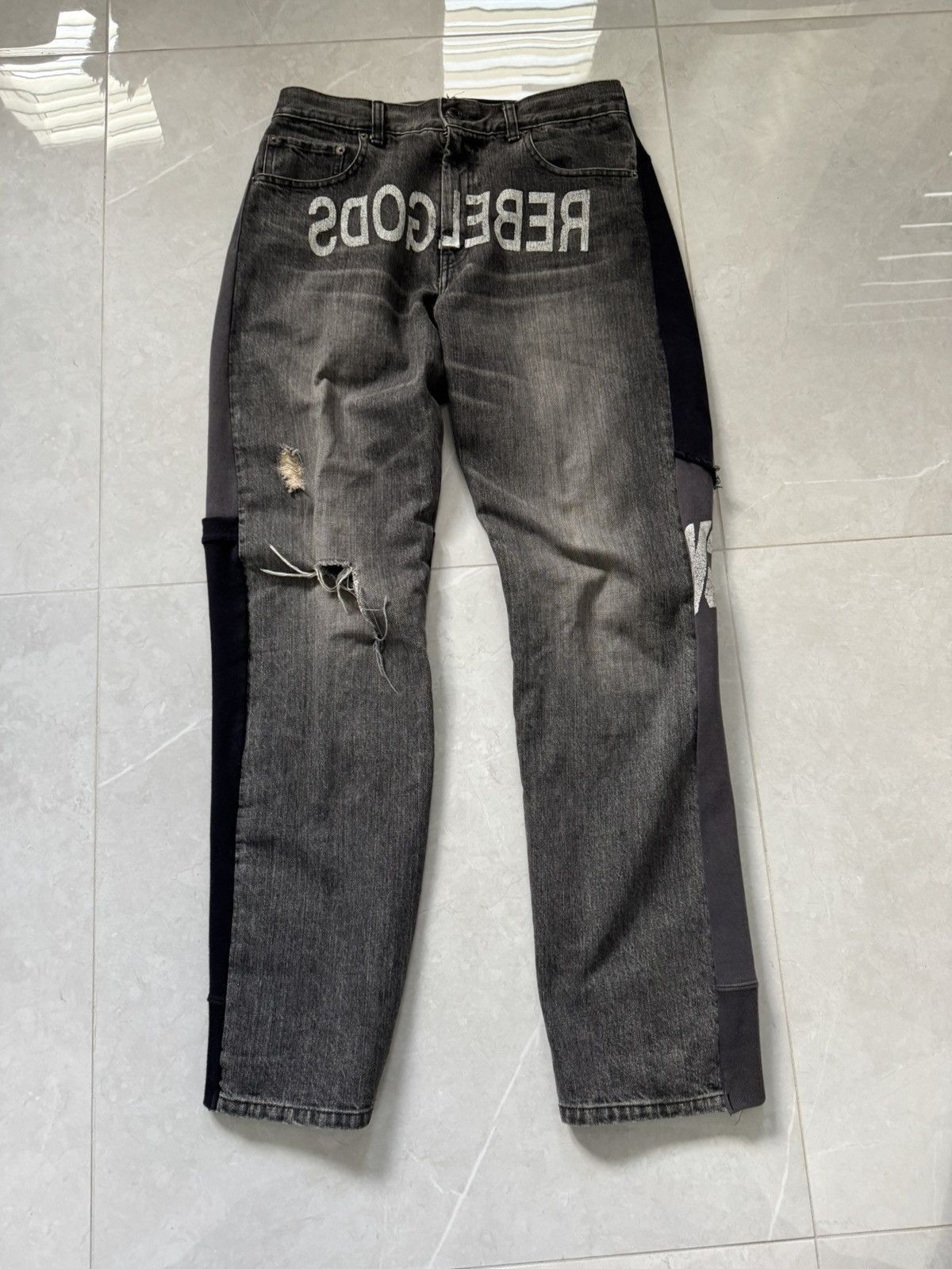 Undercover AW02 undercover rebelgods hybrid denim Size US 31 - 1 Thumbnail