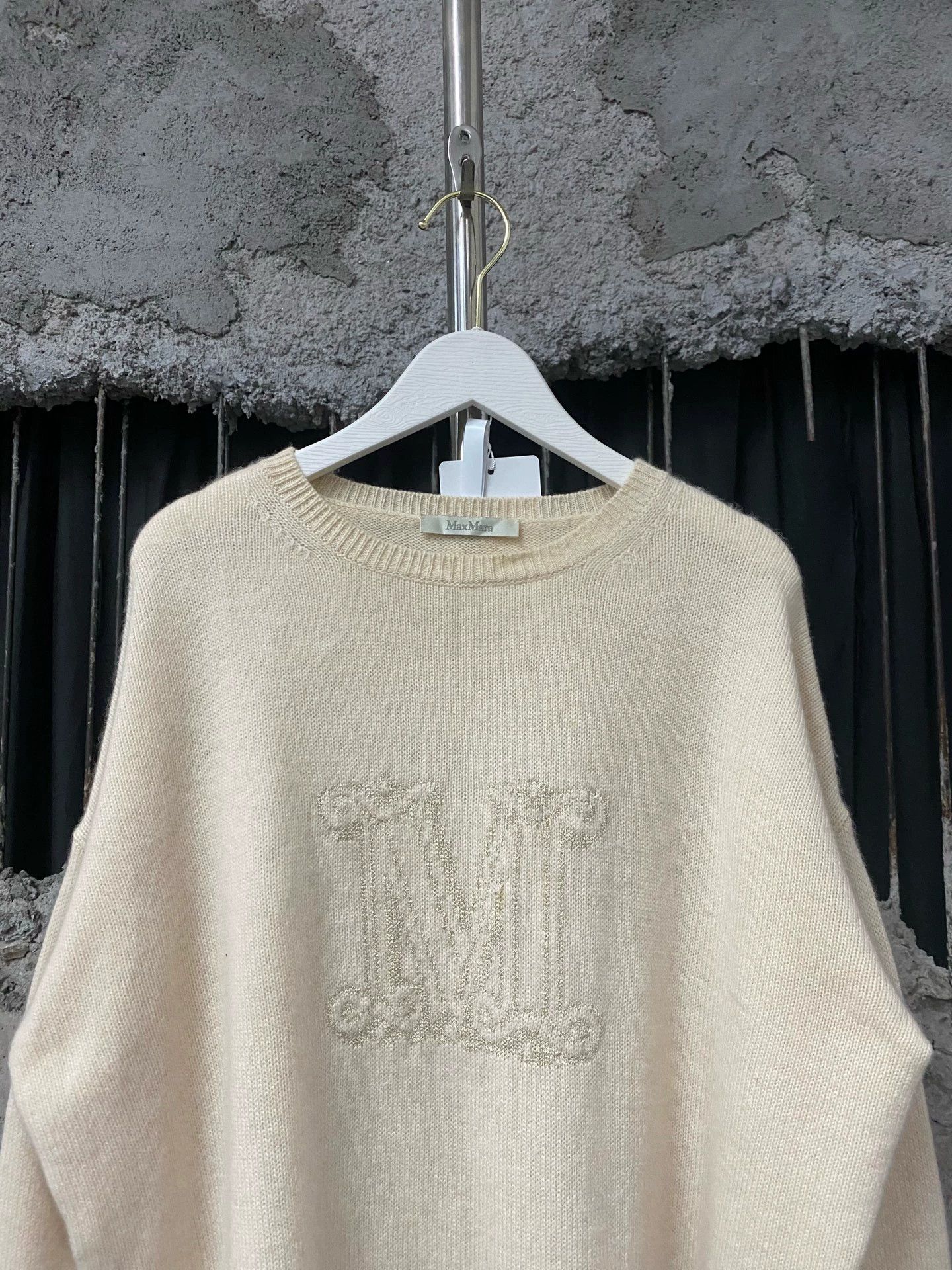 Max Mara Max Mara Cashmere Sweater Women's S 99 New Size S / US 4 / IT 40 - 3 Thumbnail