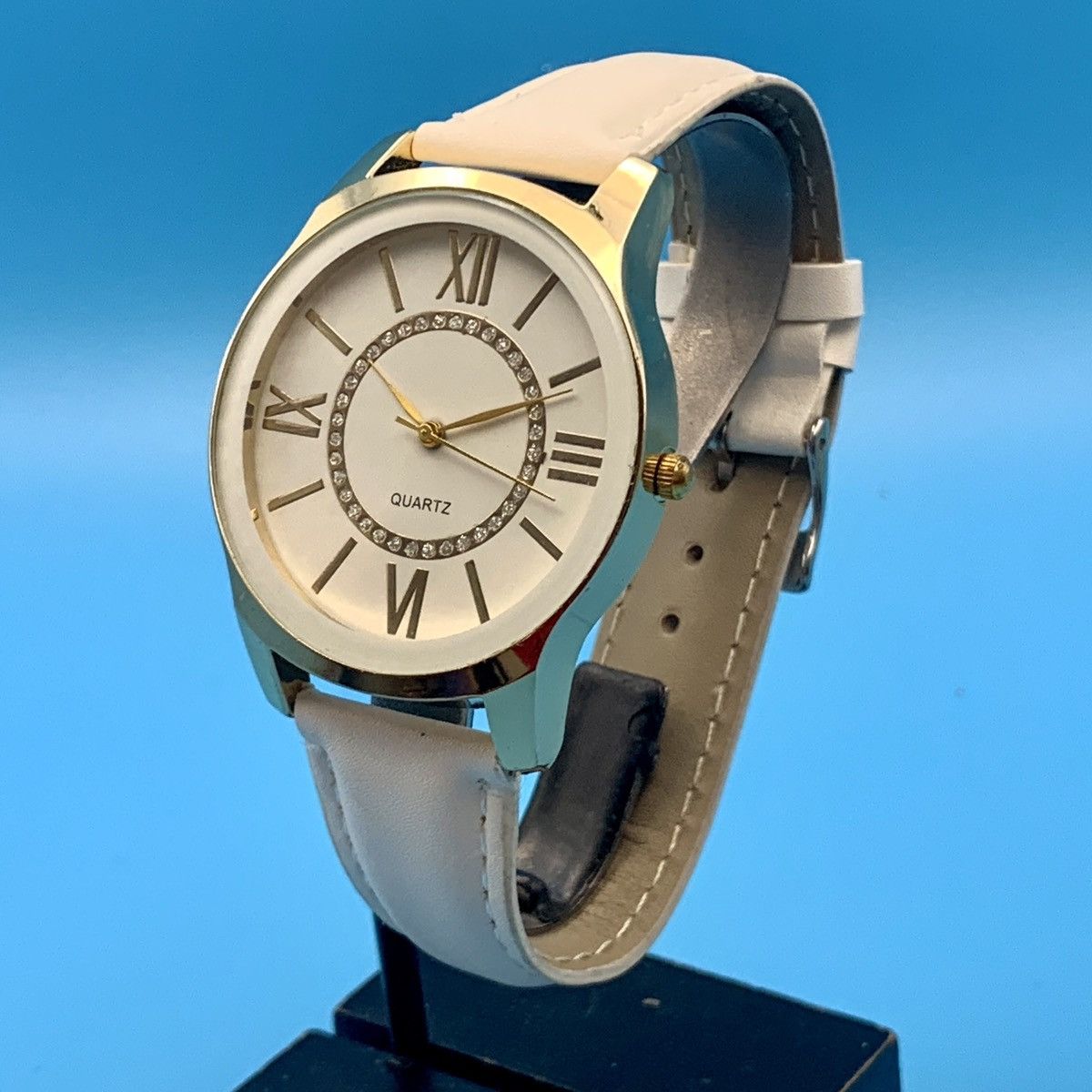 Other Women’s Fashion Quartz Wristwatch Crystals Works New Battery Size ONE SIZE - 4 Thumbnail