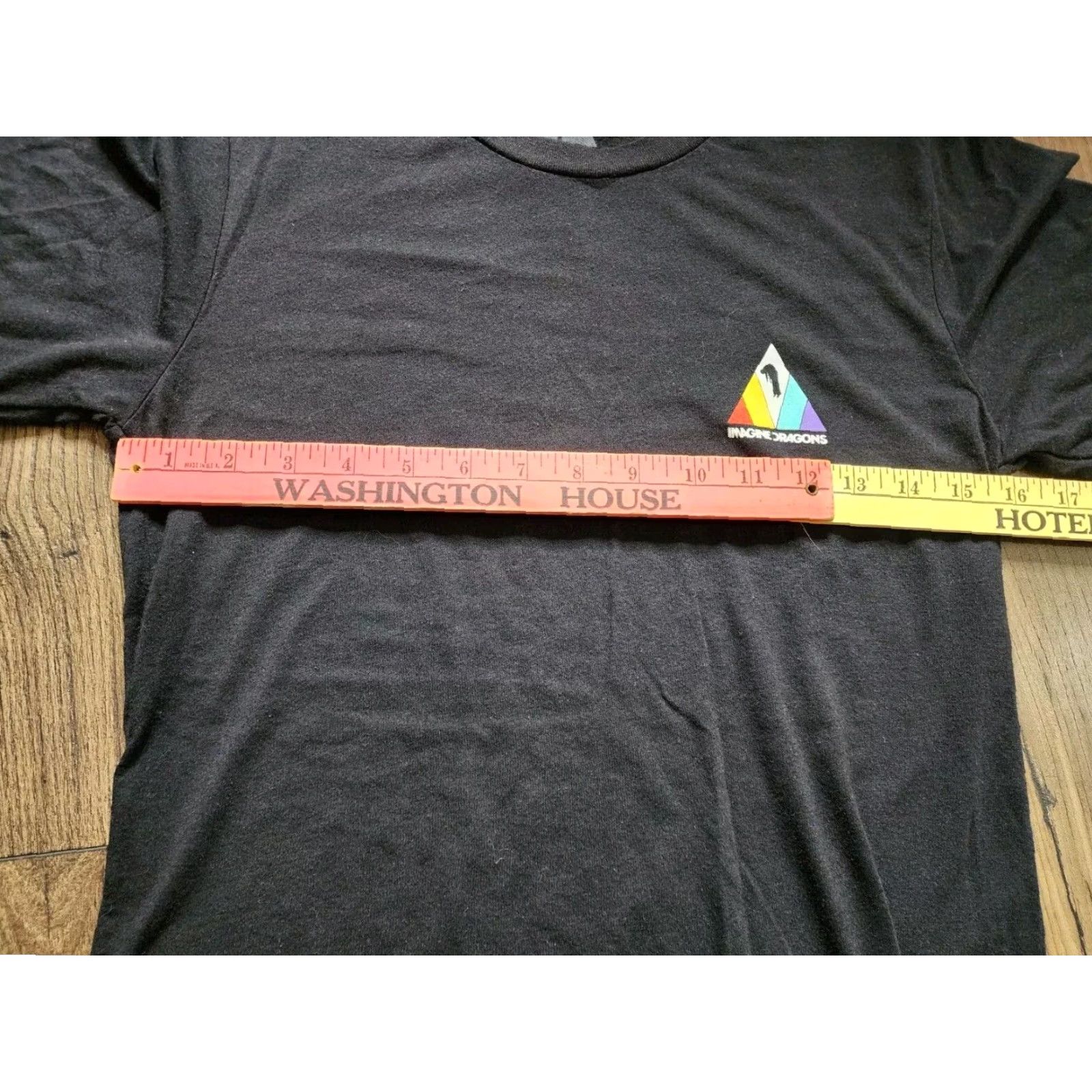 Vintage Imagine Dragons Evolve Tour 2017 T Shirt Short Sleeve Crew Neck Black Adult S Double-Sided Logo Graphic Print Mens Shirt Size US S / EU 44-46 / 1 - 2 Thumbnail