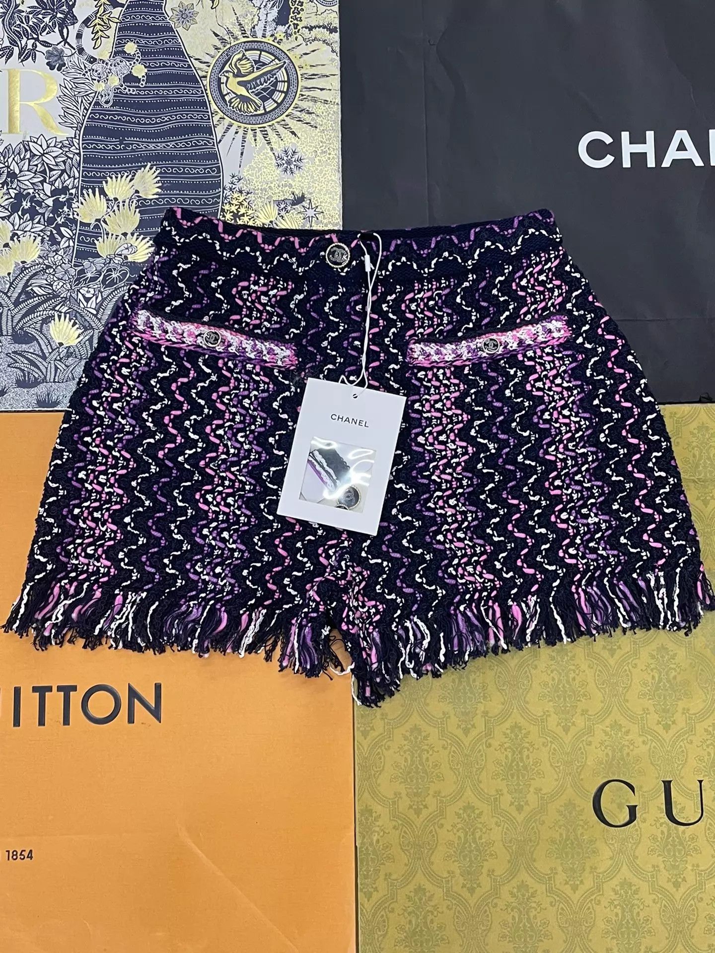 Chanel Chanel Purple & Black Woven Tassel Double-Pocket Short 34 Size 25" / US 0 / IT 36 - 1 Thumbnail