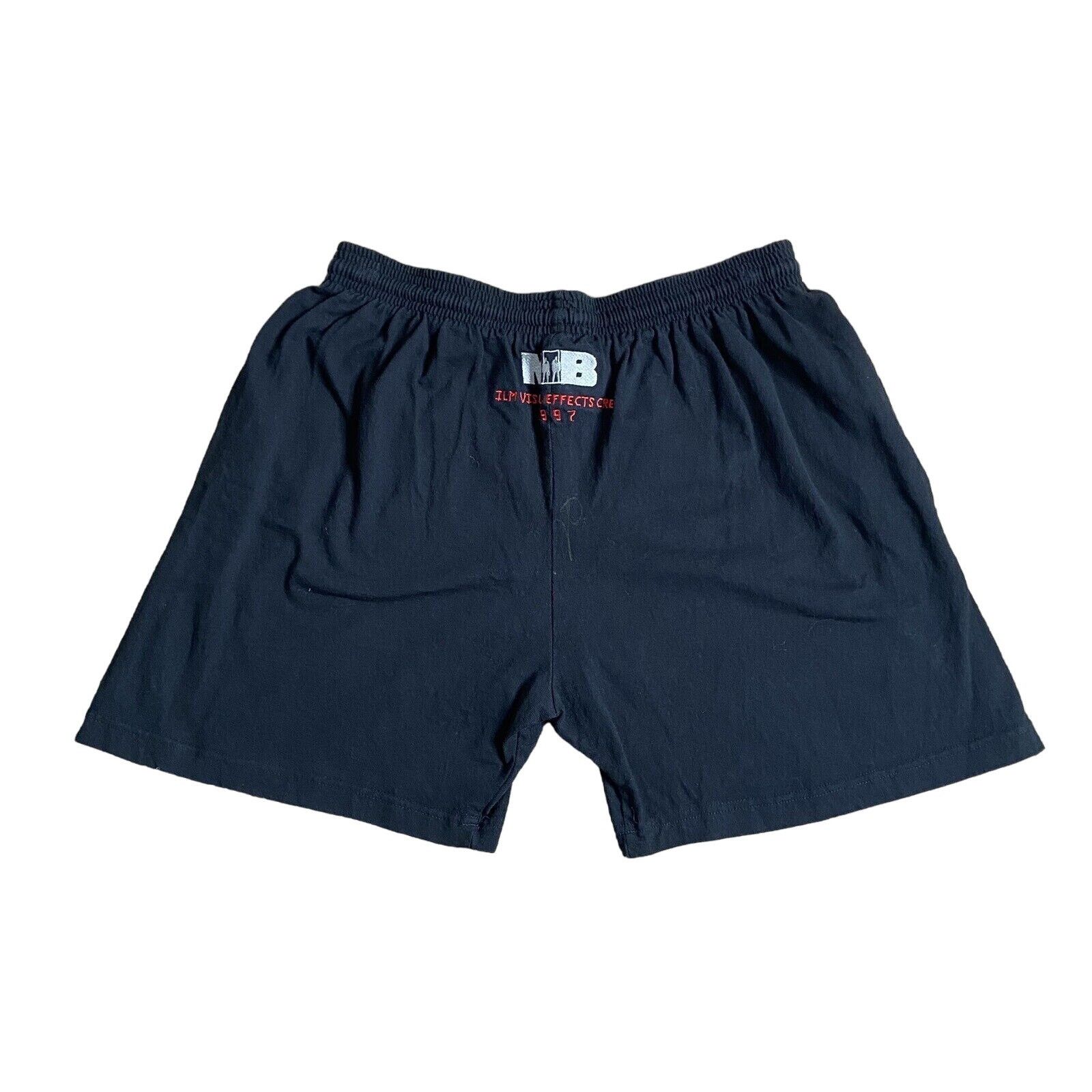 Other Vintage 1997 Men In Black Film Crew Shorts Size US 32 / EU 48 - 1 Thumbnail